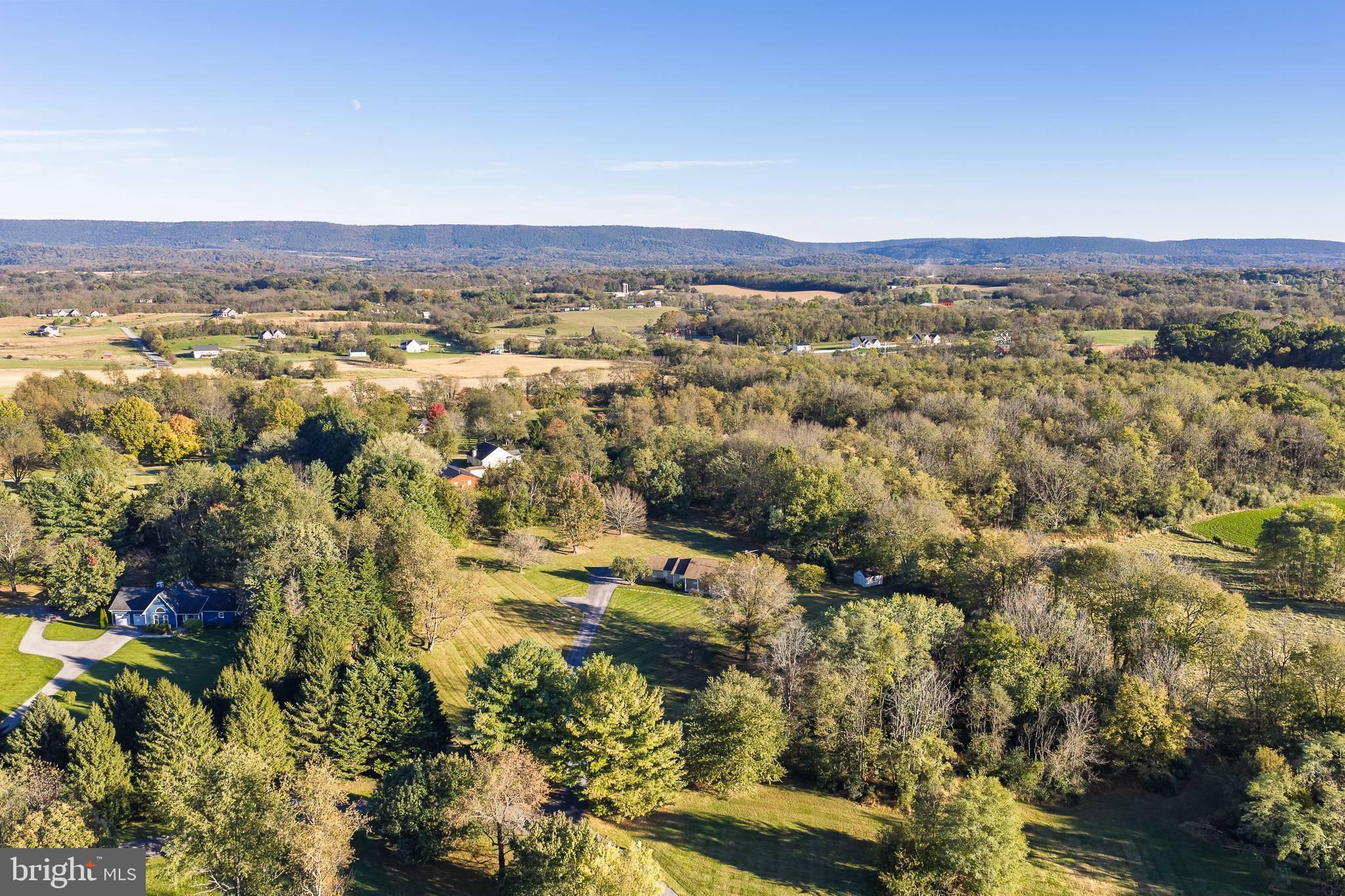 274 DOGWOOD MANOR DRIVE