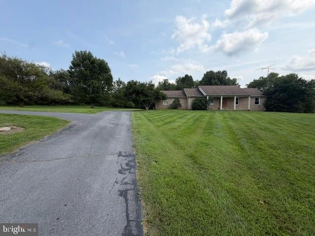 274 DOGWOOD MANOR DRIVE