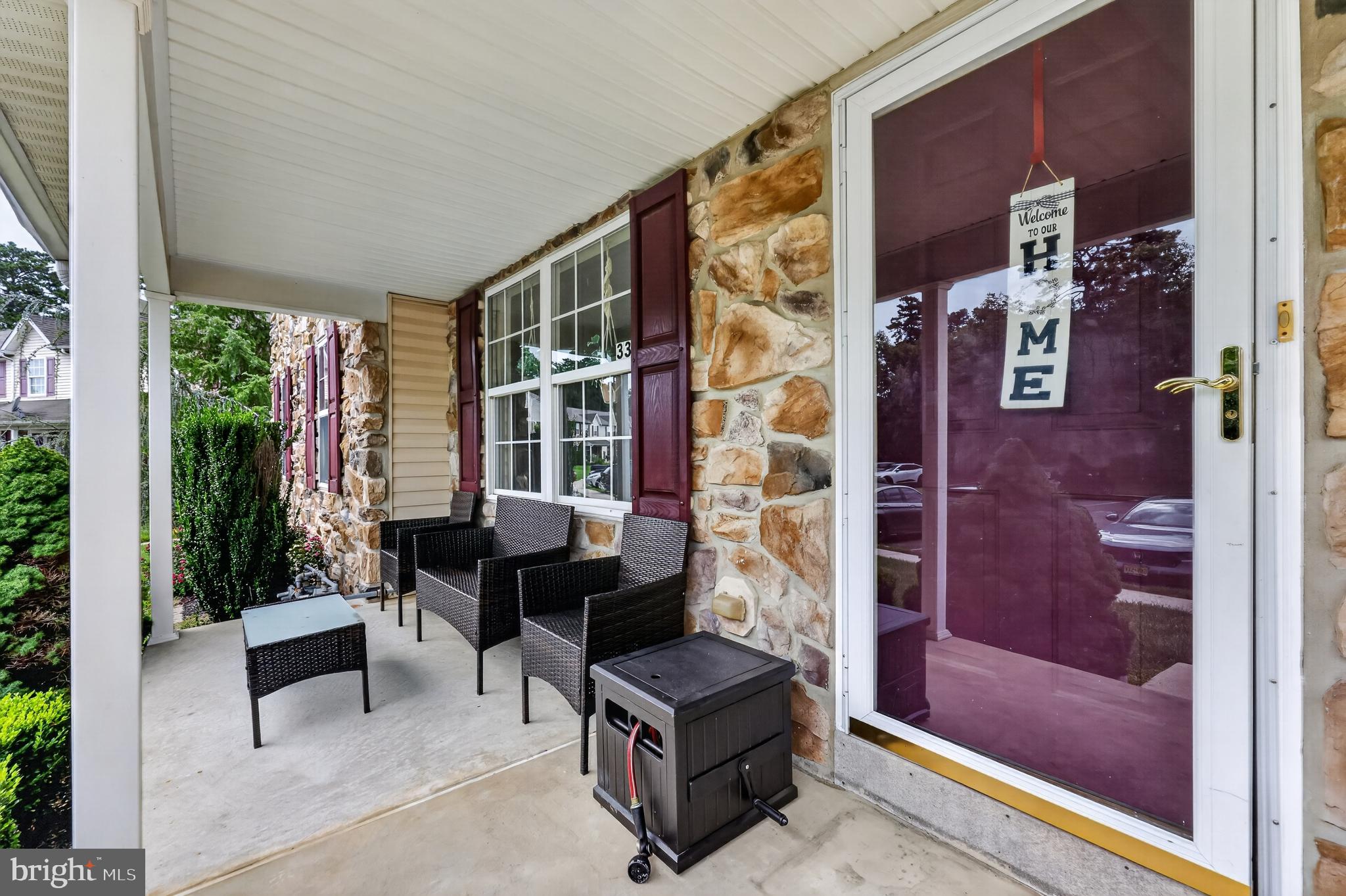 33 NORMANS FORD DRIVE