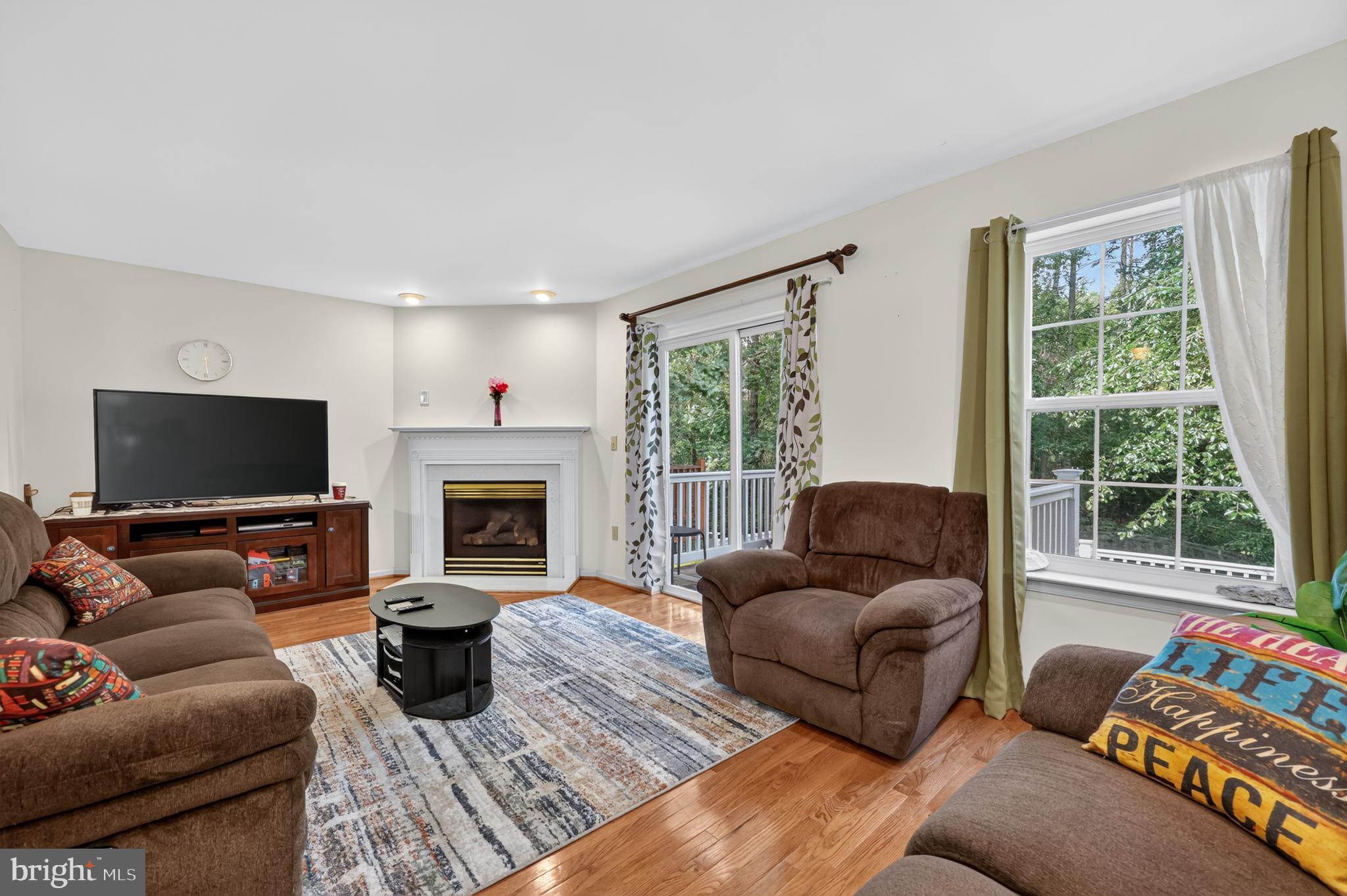 33 NORMANS FORD DRIVE