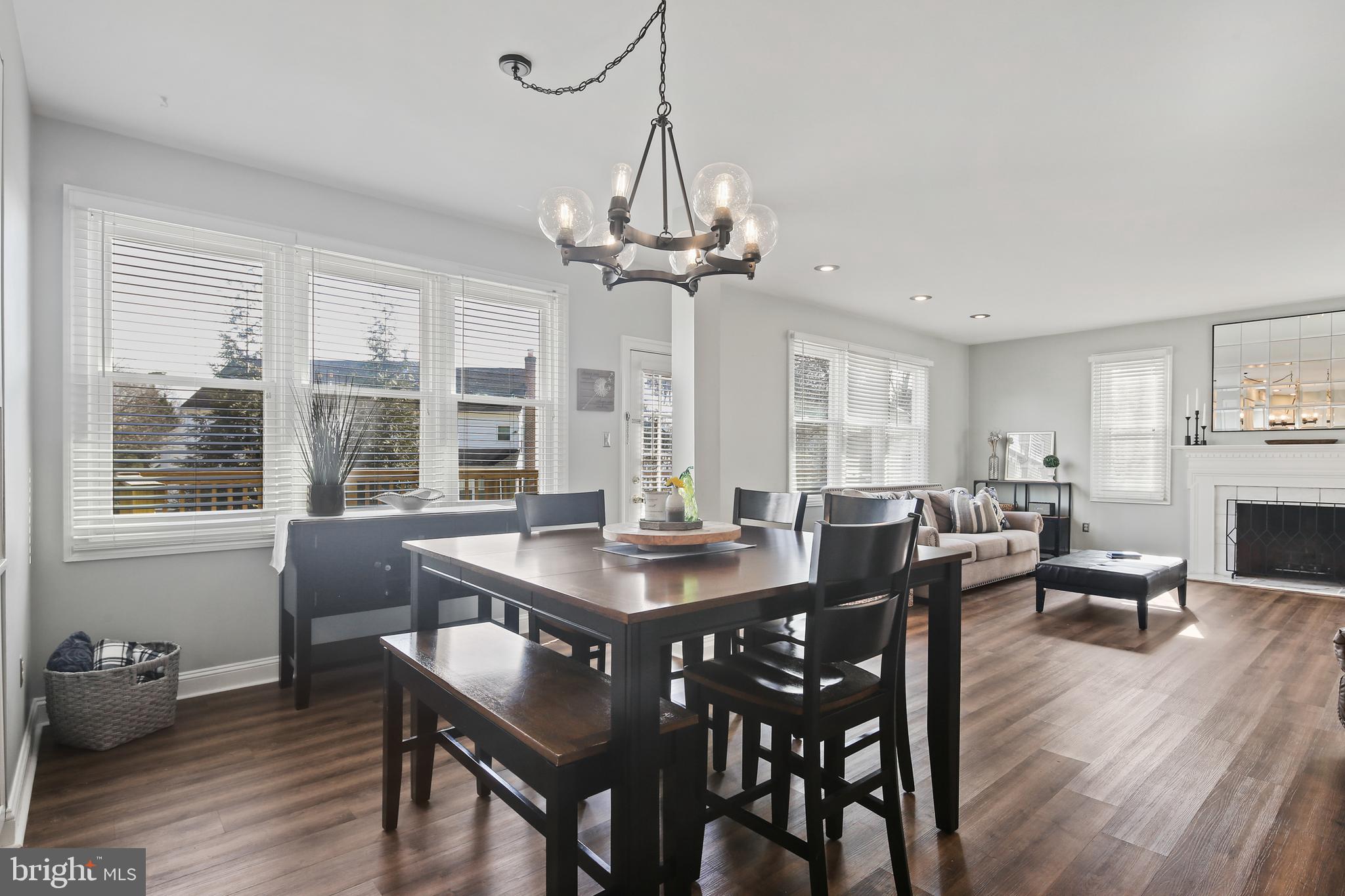 OAK GROVE - Residential