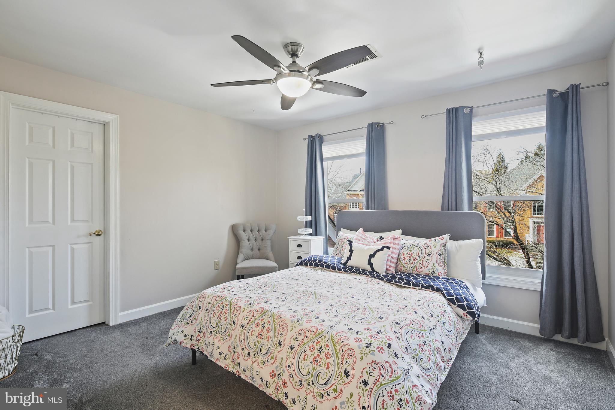 OAK GROVE - Residential