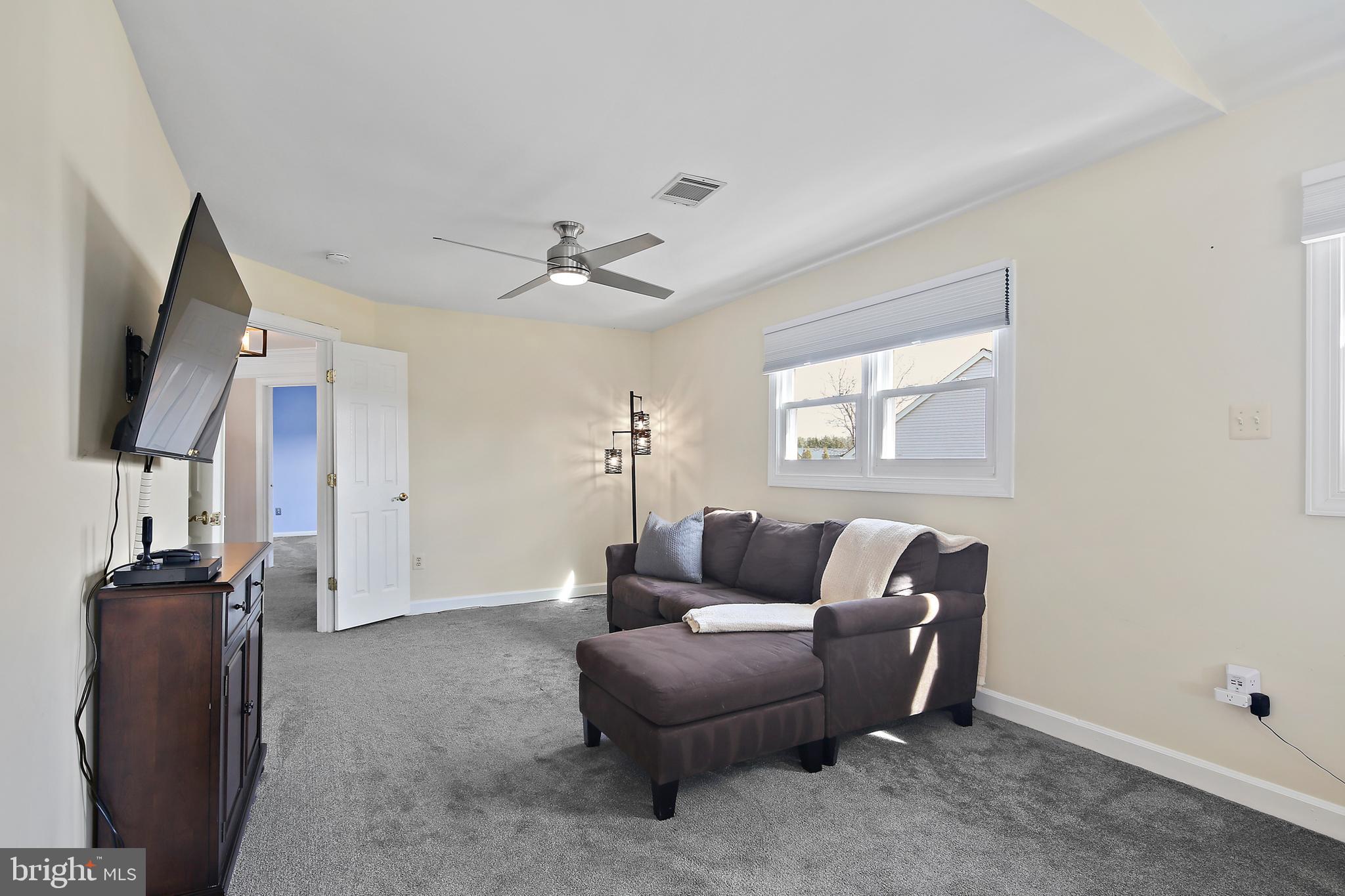 OAK GROVE - Residential