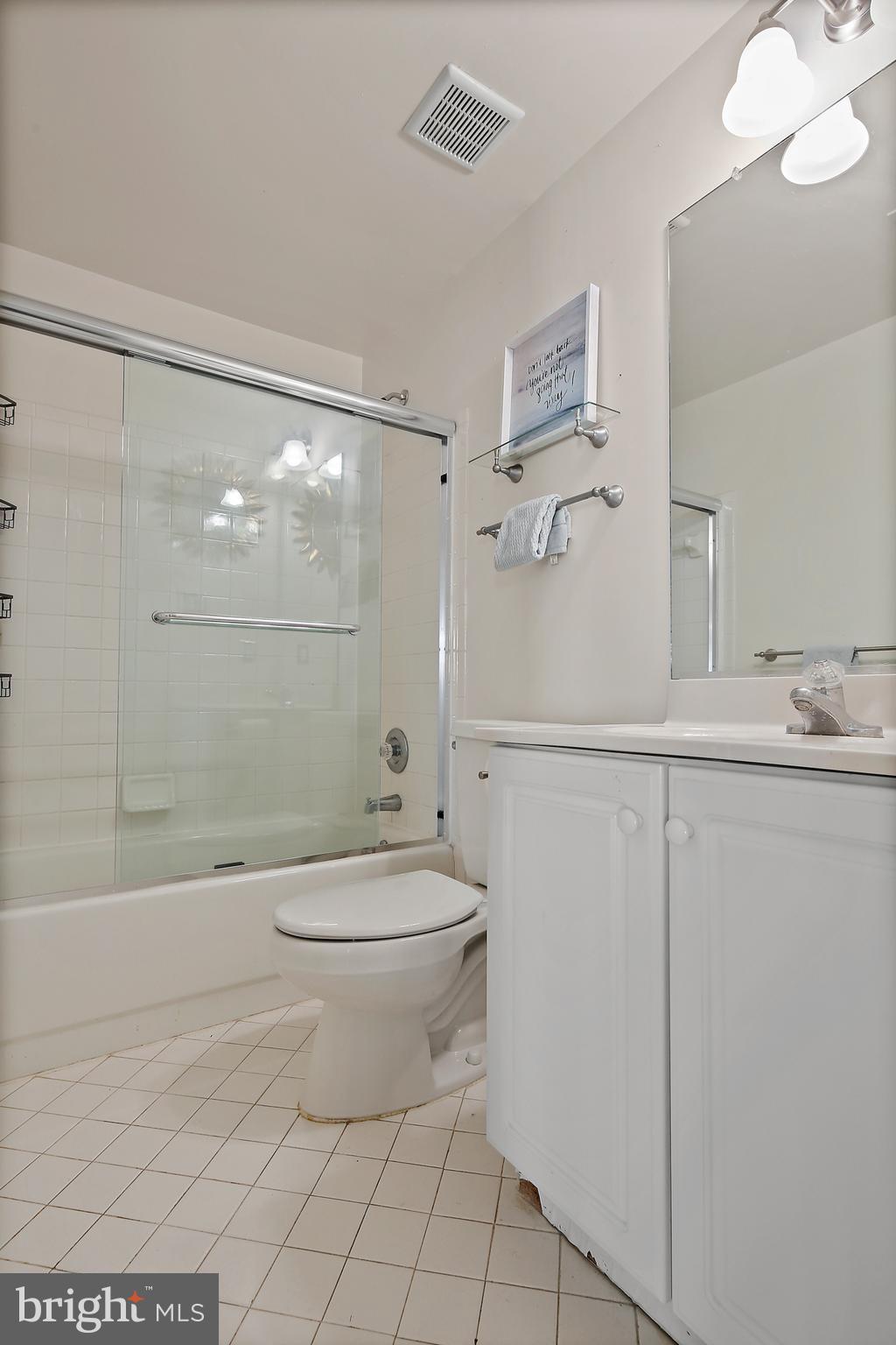 OAK GROVE - Residential