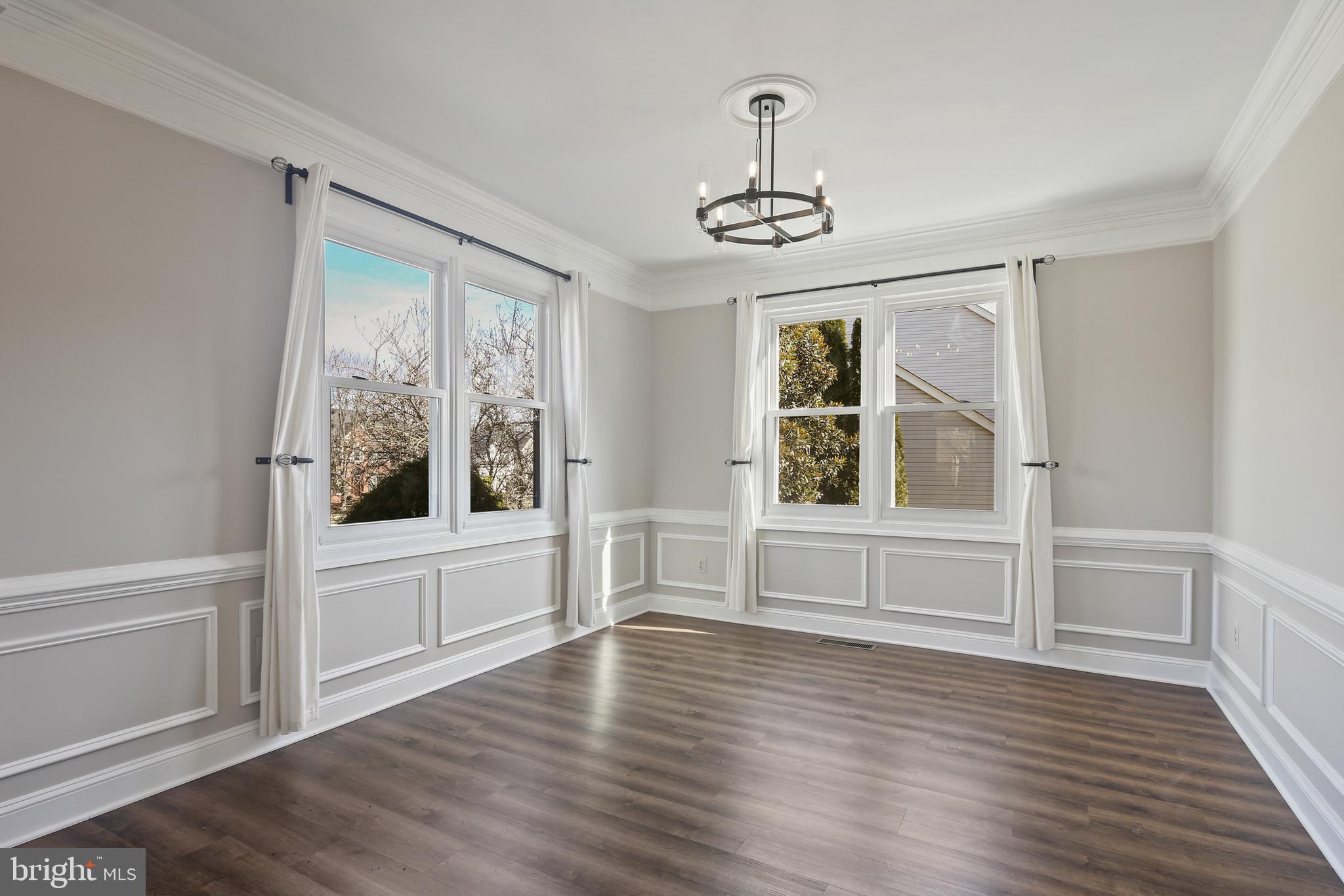 OAK GROVE - Residential