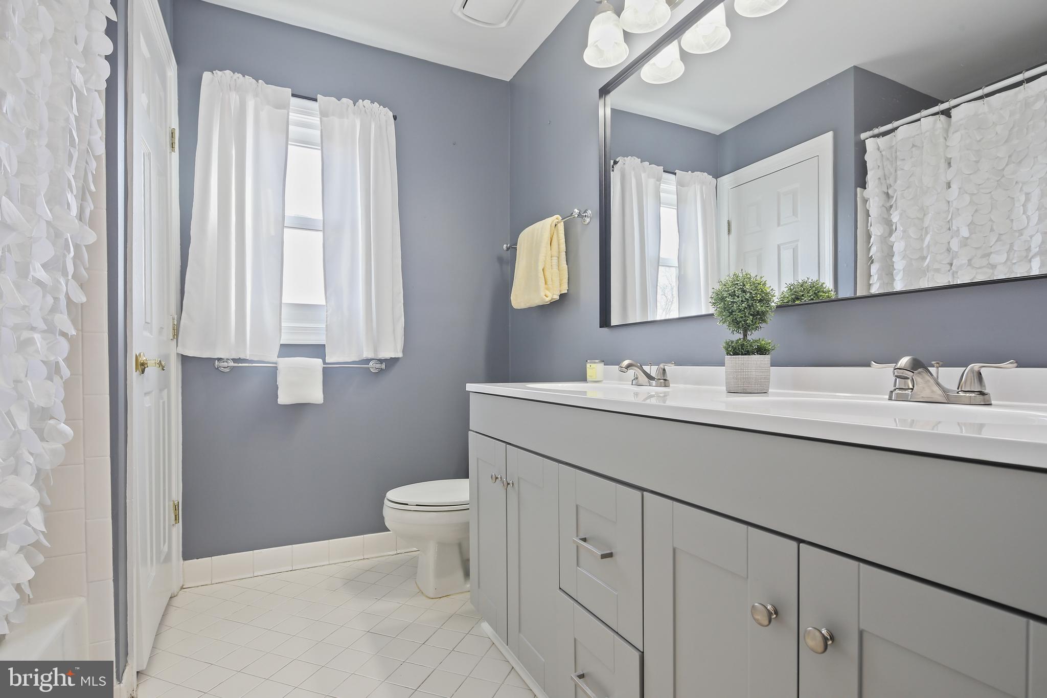 OAK GROVE - Residential