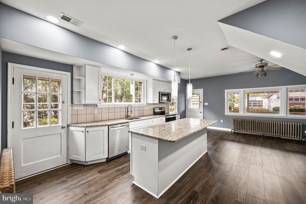 Photo of 136 Lincoln Avenue, LANGHORNE, PA 19047 (MLS # PABU2106570)