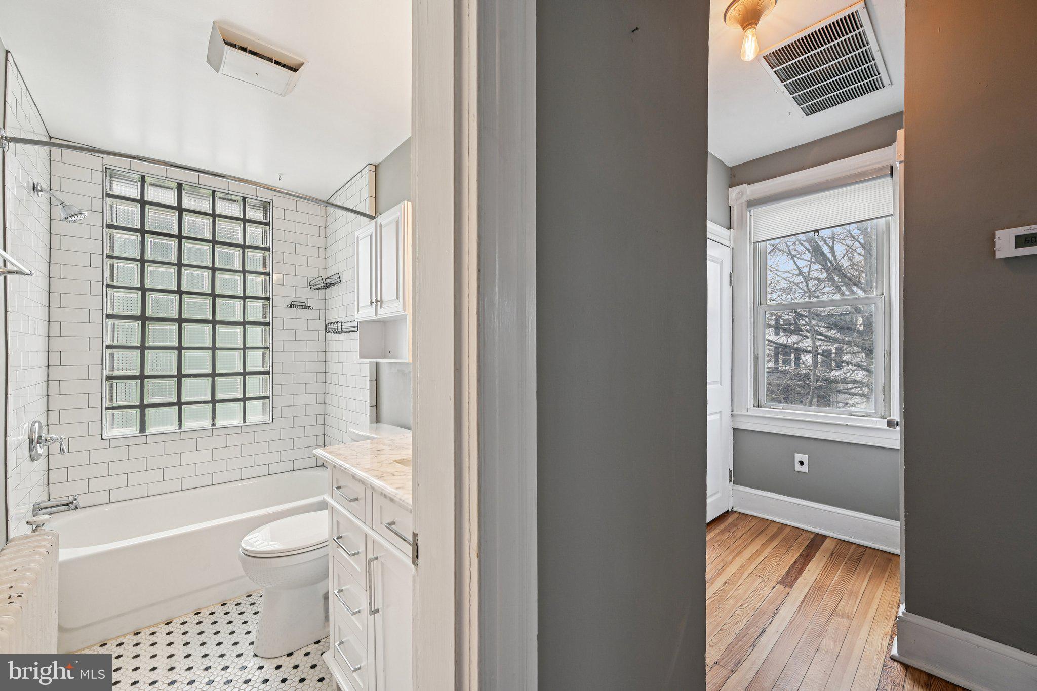 HAMILTON HEIGHTS - Residential