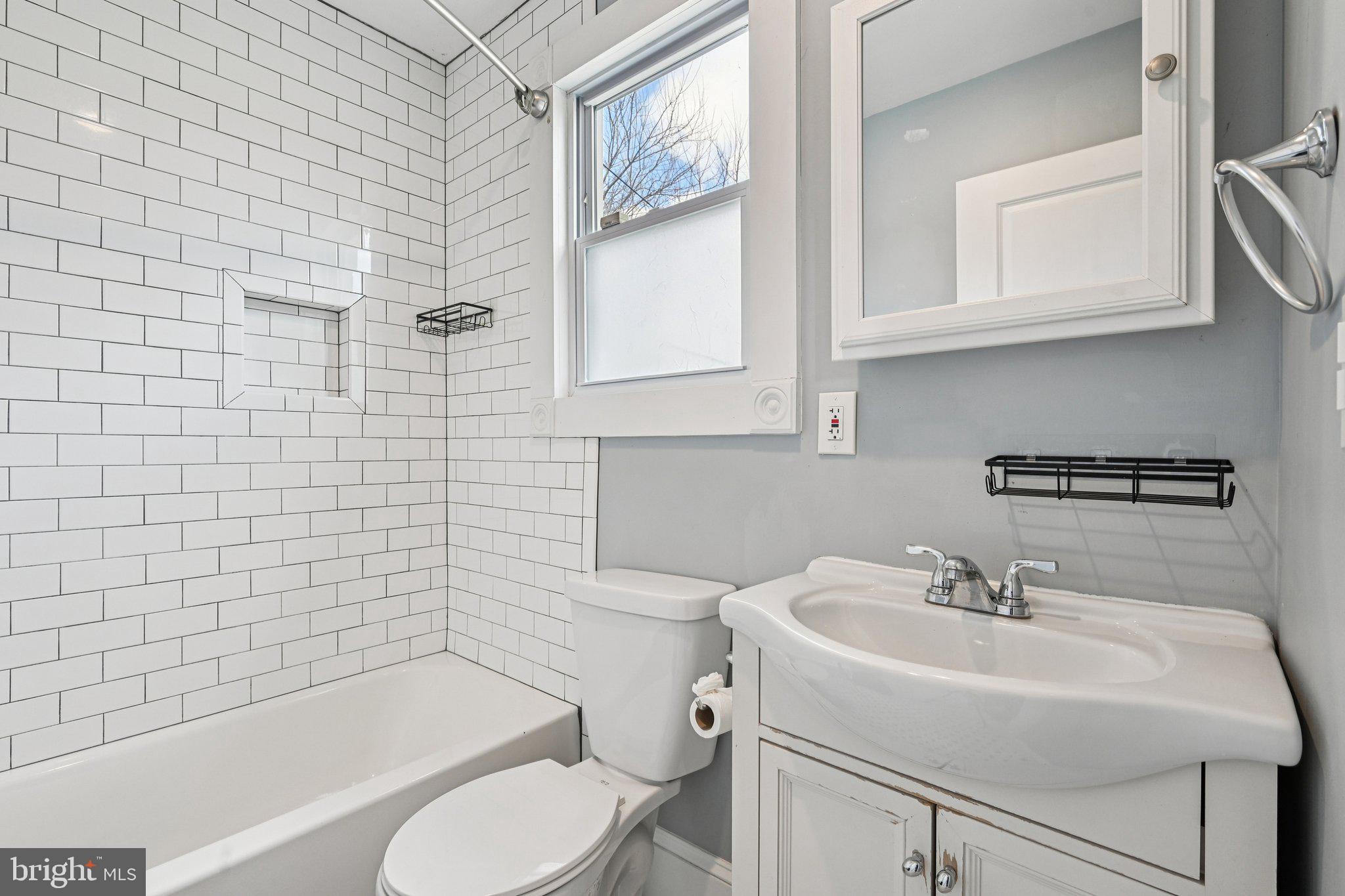 HAMILTON HEIGHTS - Residential