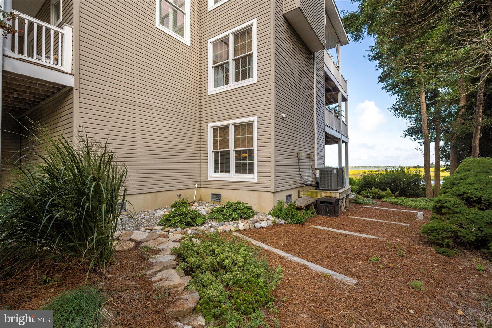 OCEAN REEF - Residential