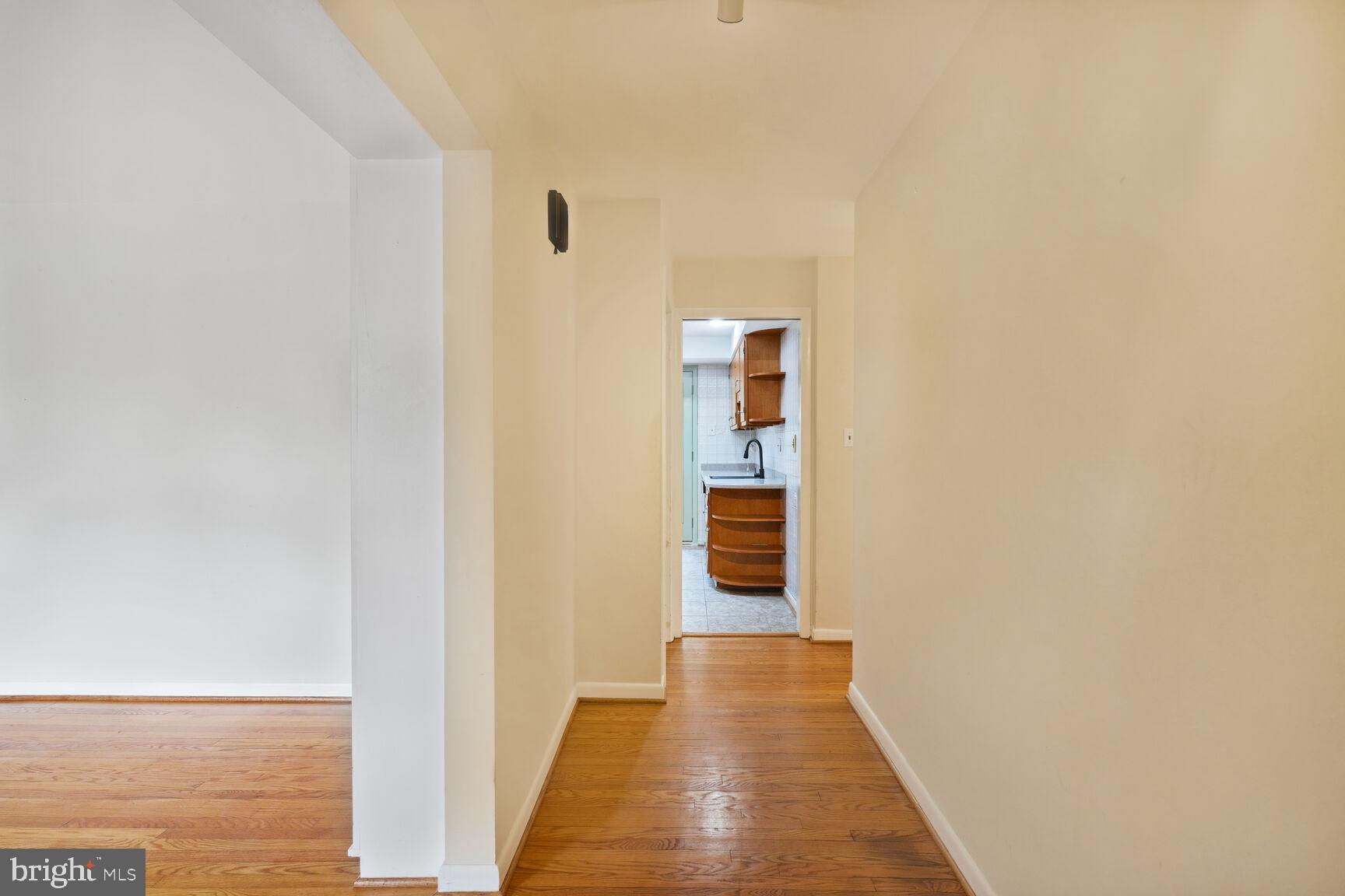 FONTAINEBLEAU ESTATES - Residential