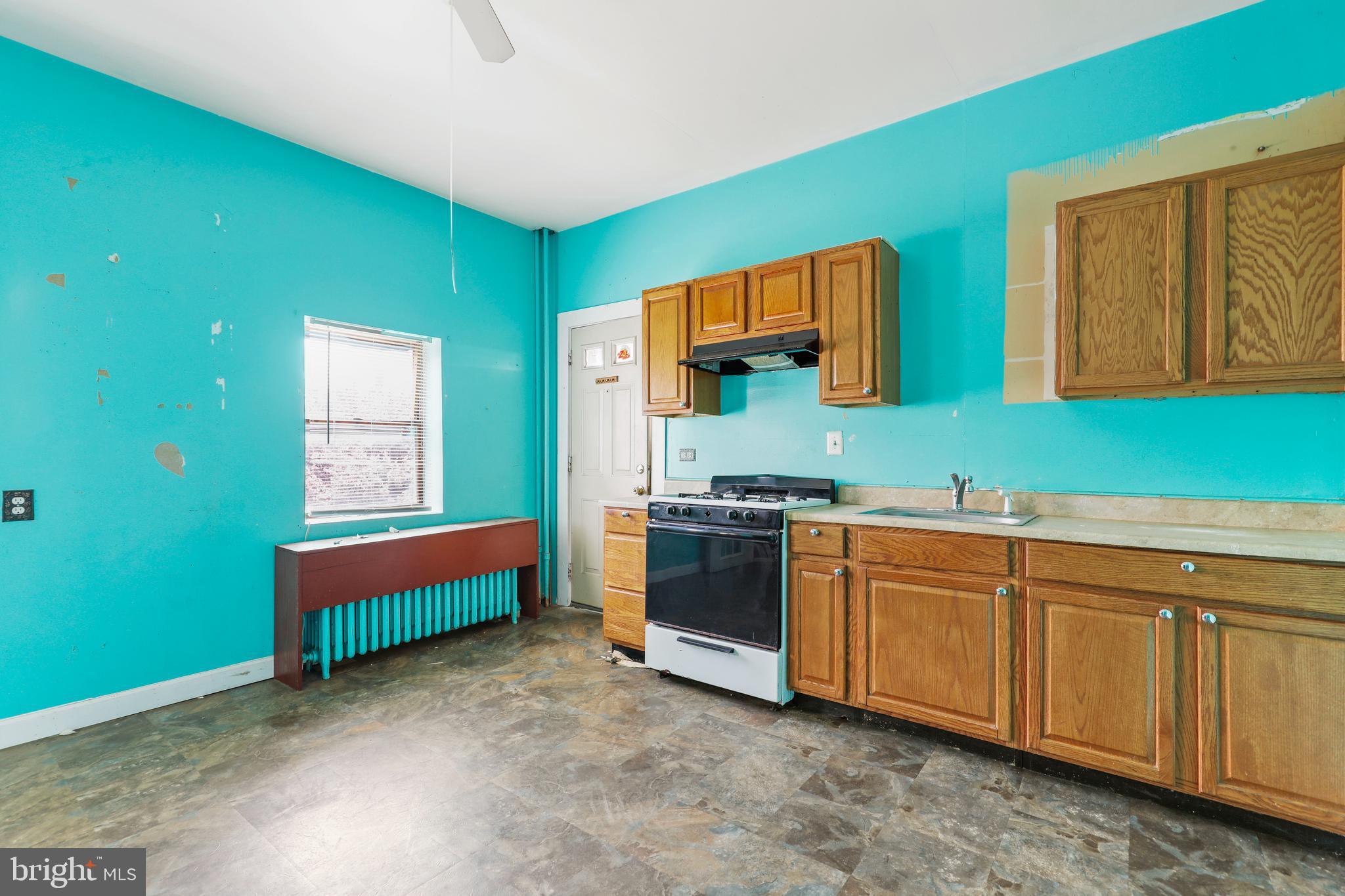 HIGHLANDTOWN - Residential Income