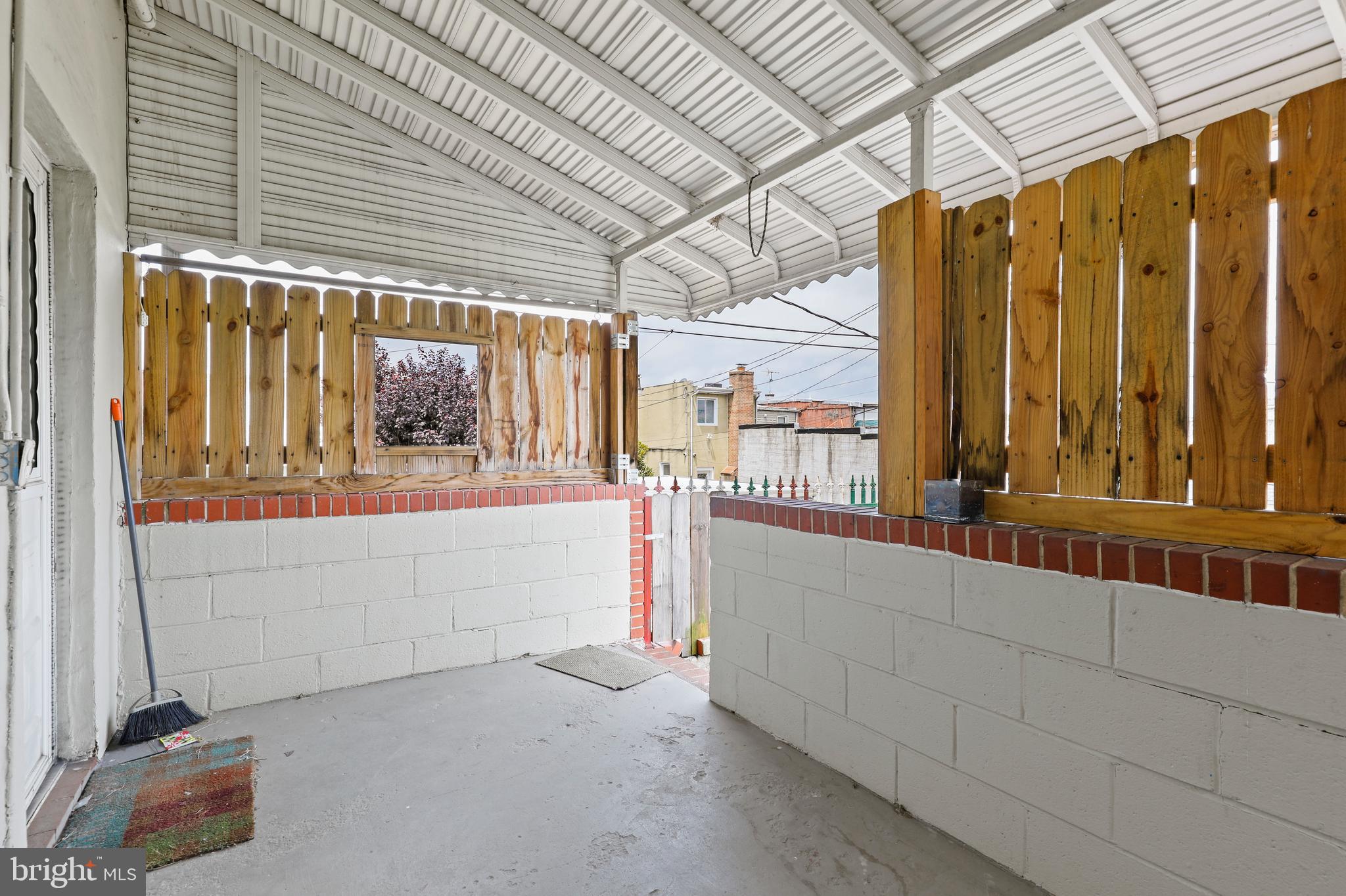 HIGHLANDTOWN - Residential Income