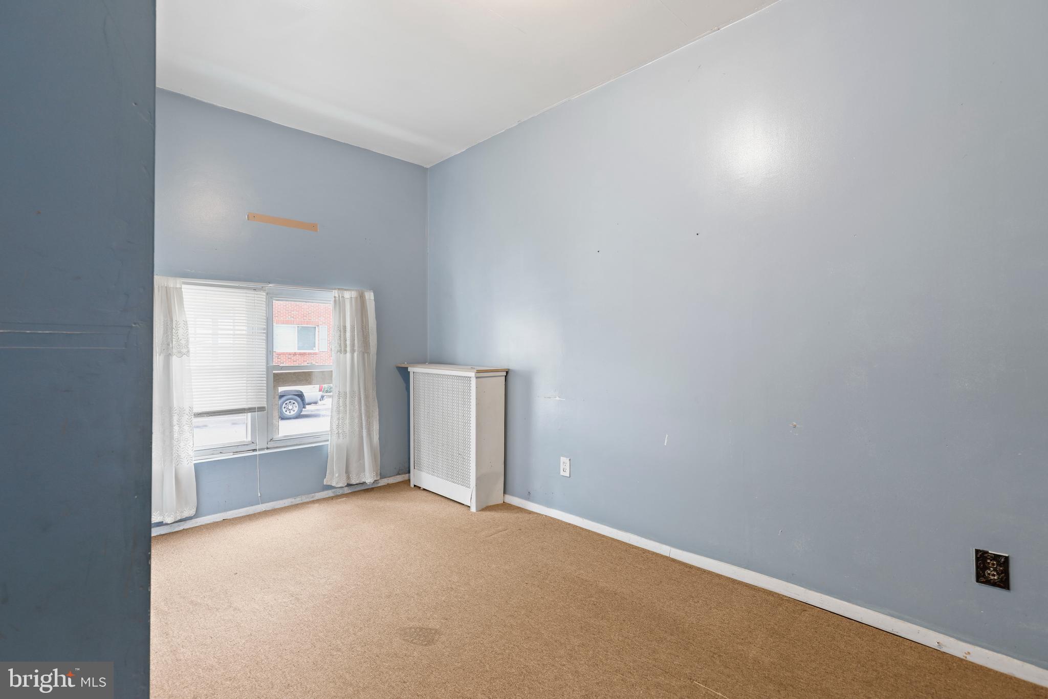 HIGHLANDTOWN - Residential Income