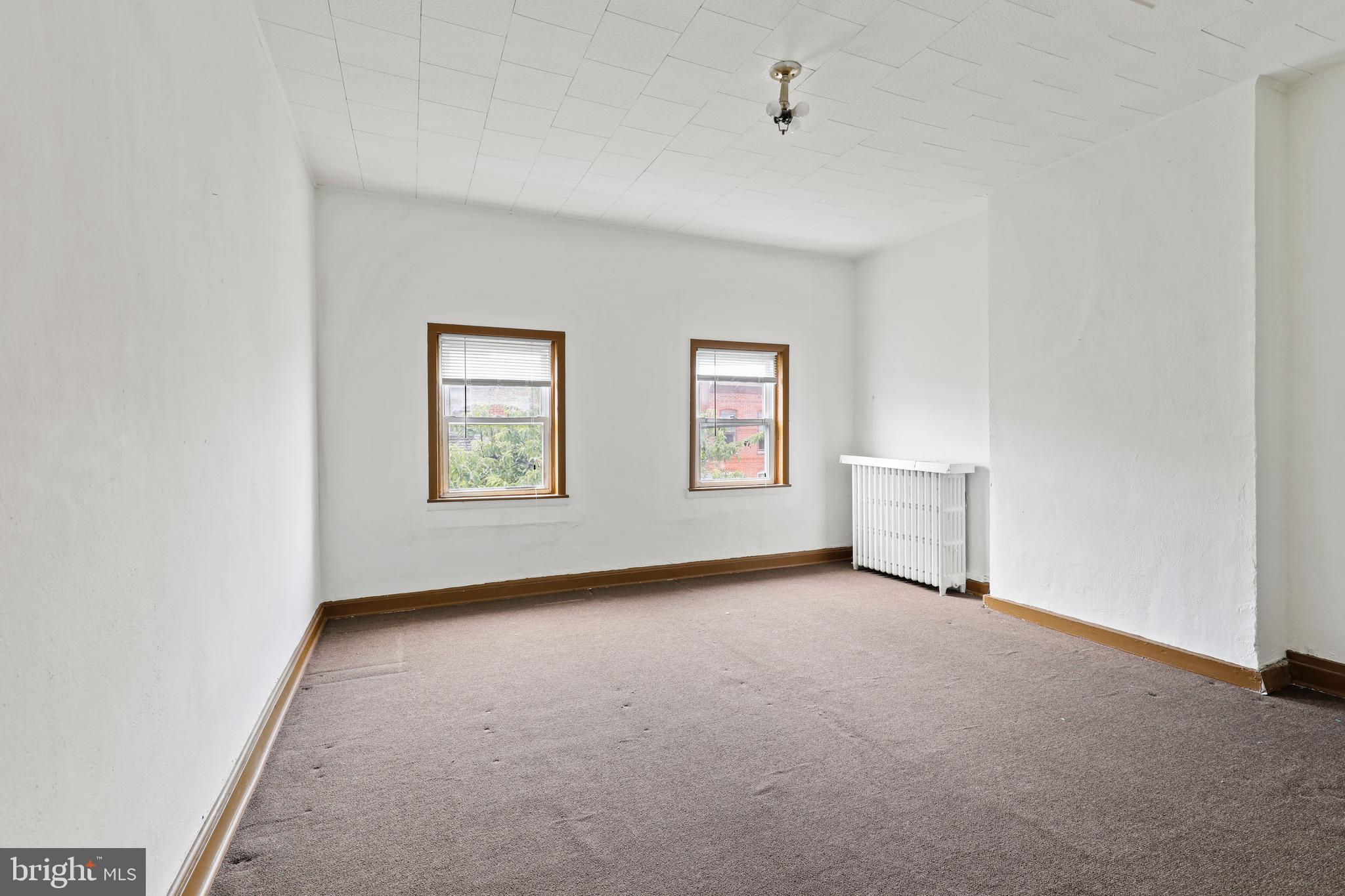 HIGHLANDTOWN - Residential Income