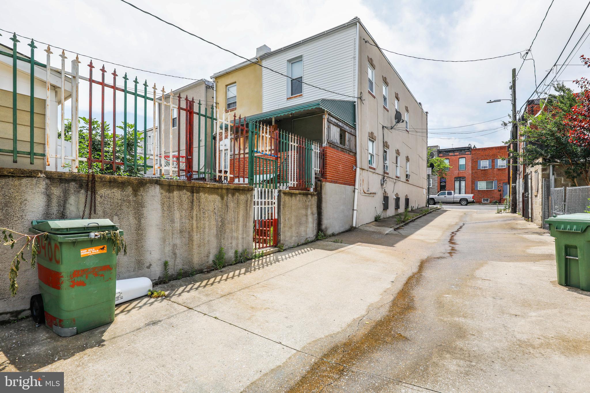 HIGHLANDTOWN - Residential Income