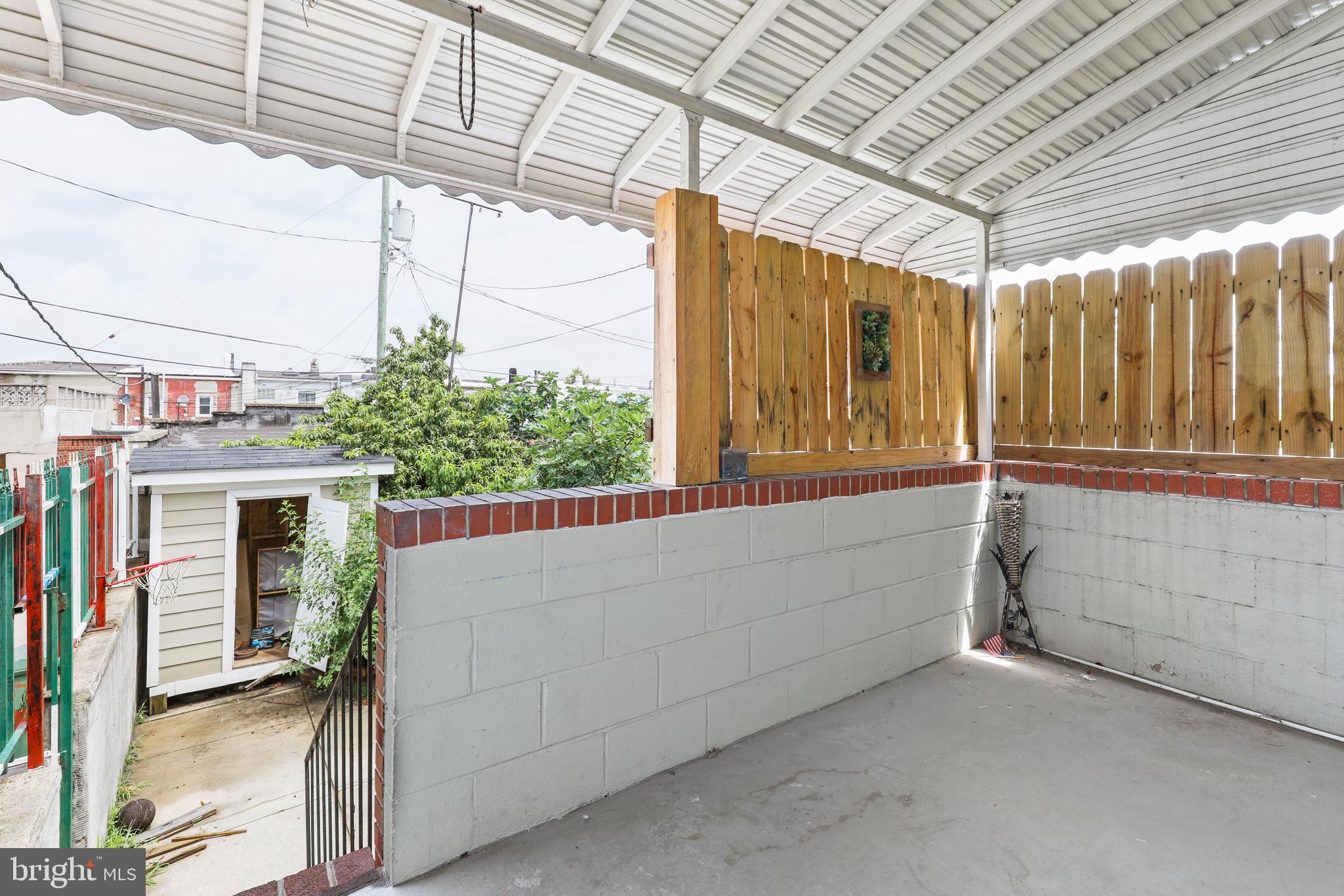 HIGHLANDTOWN - Residential Income