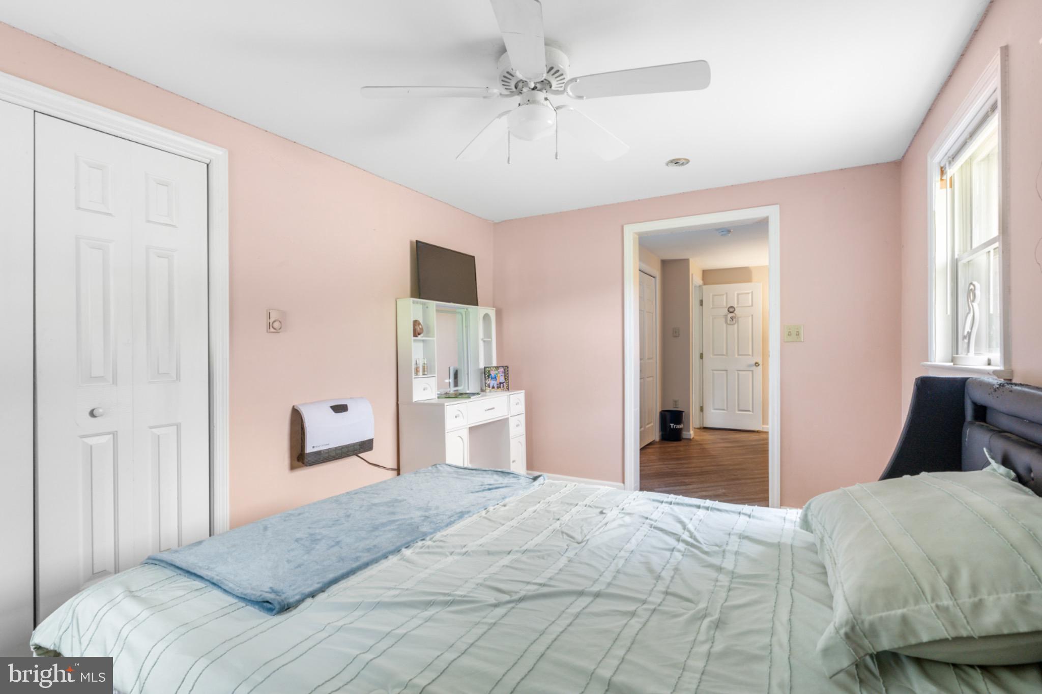 LEISURE ACRES - Residential