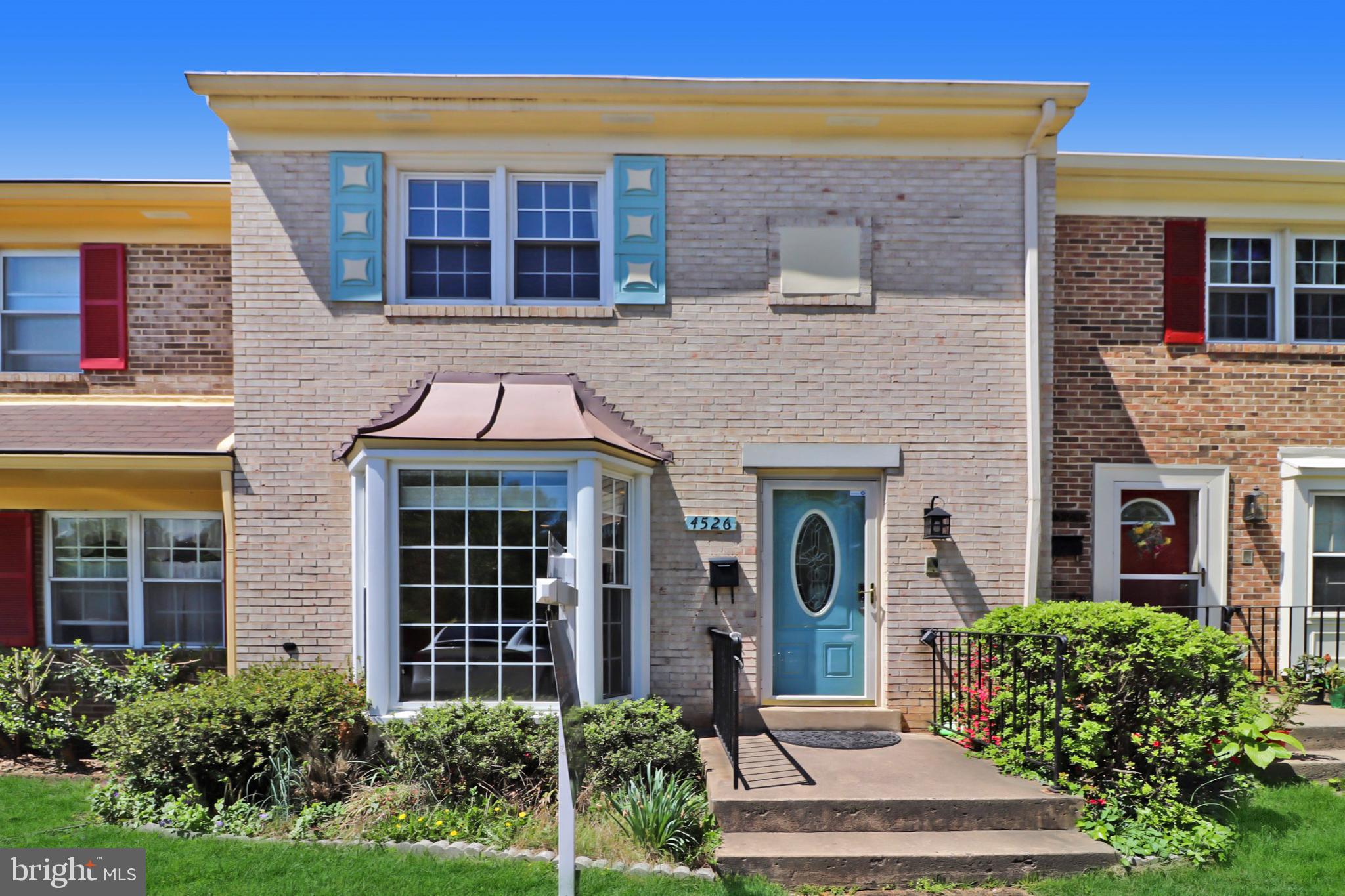 PINECREST HEIGHTS - Residential