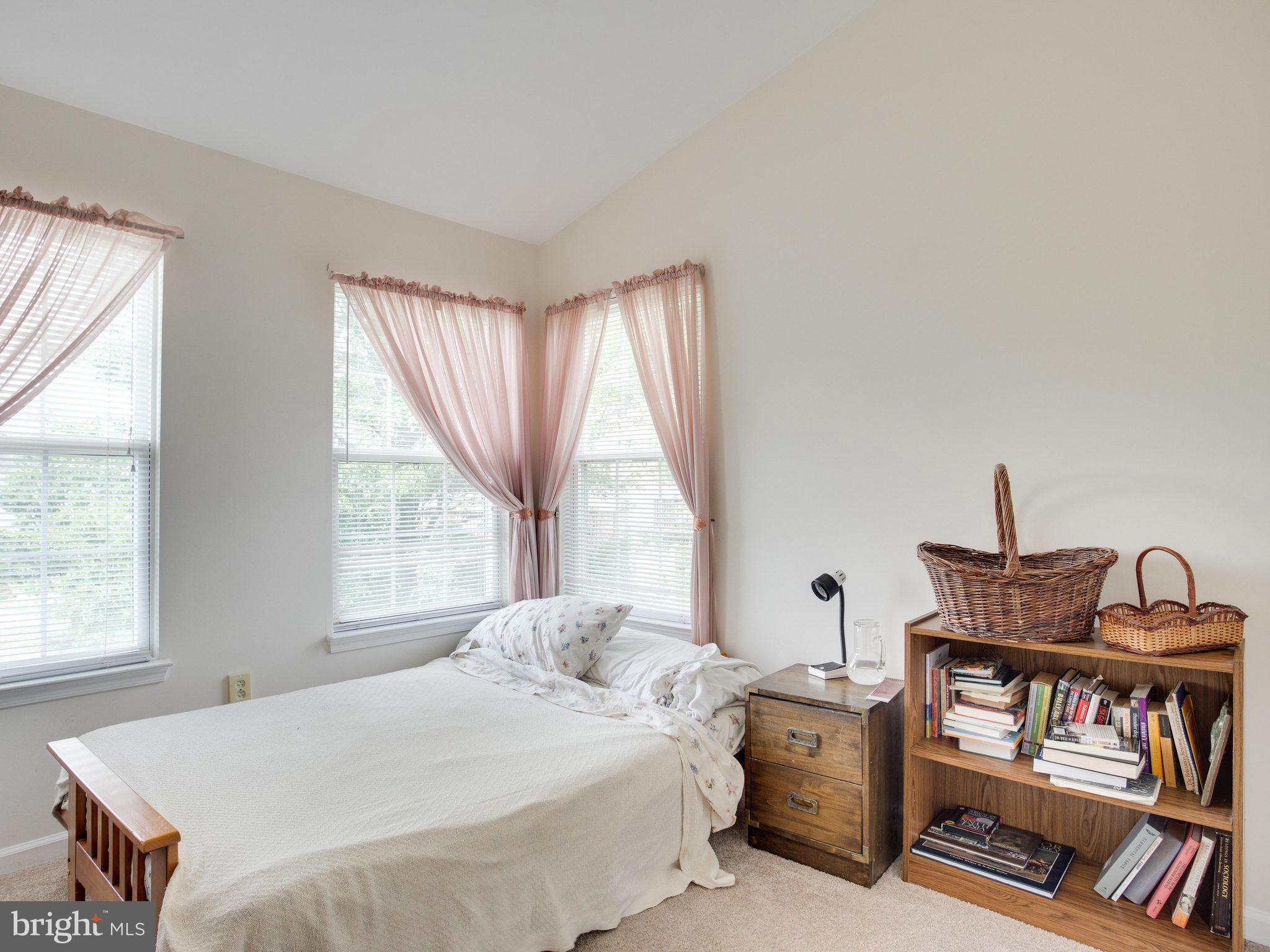 KINGSTOWNE - Residential