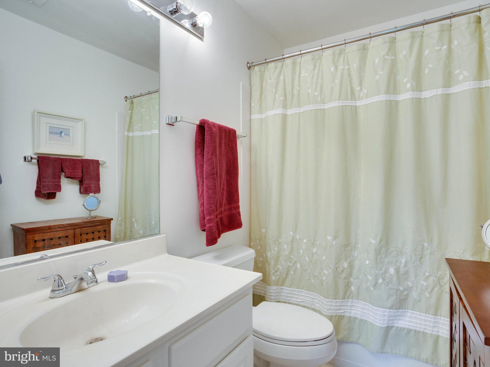 KINGSTOWNE - Residential