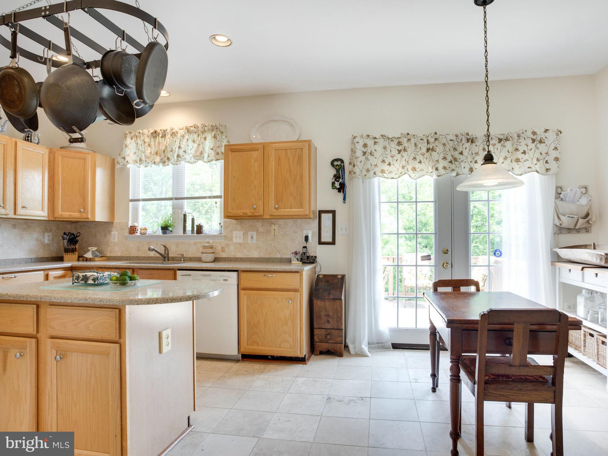 KINGSTOWNE - Residential