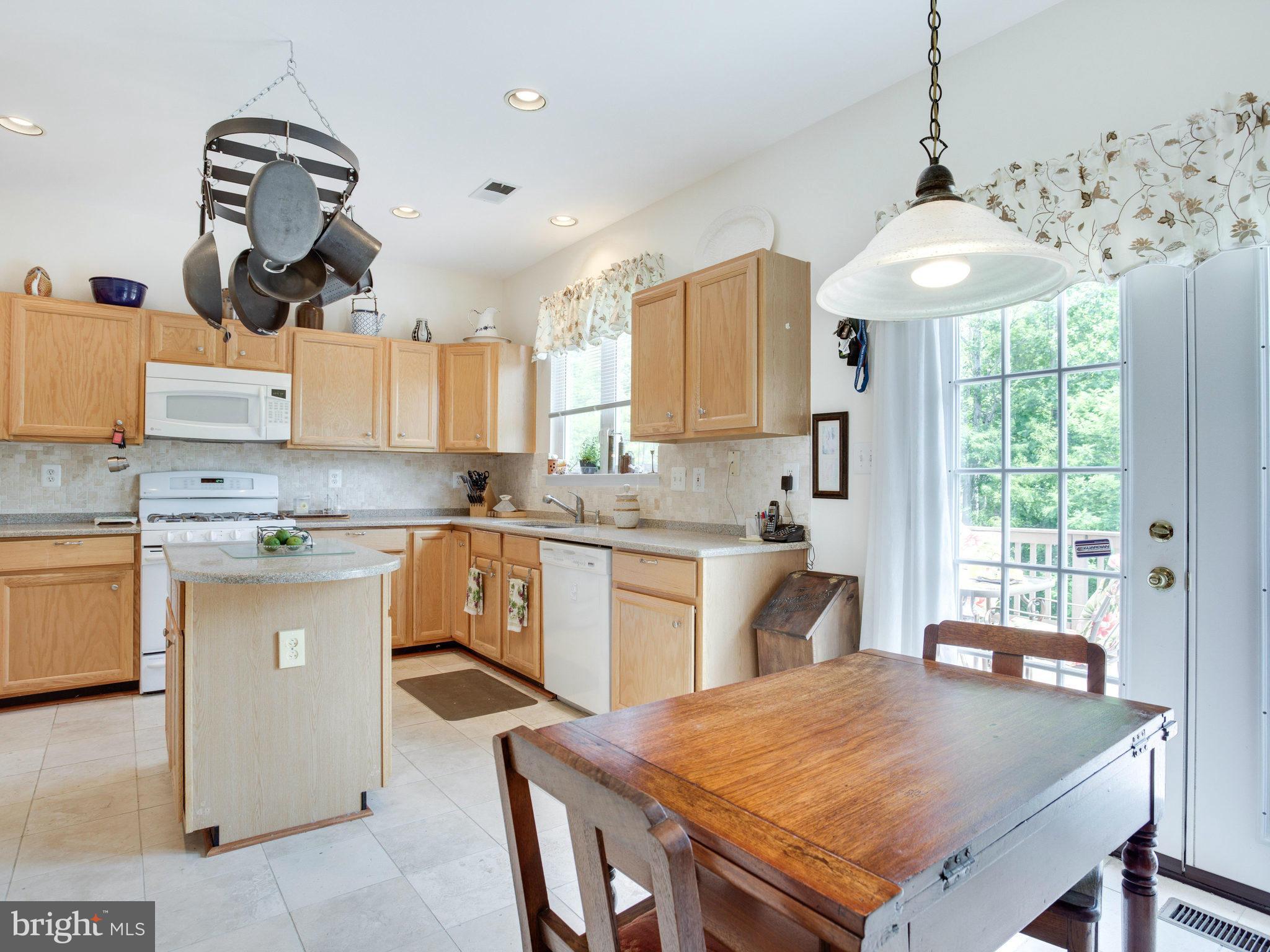 KINGSTOWNE - Residential