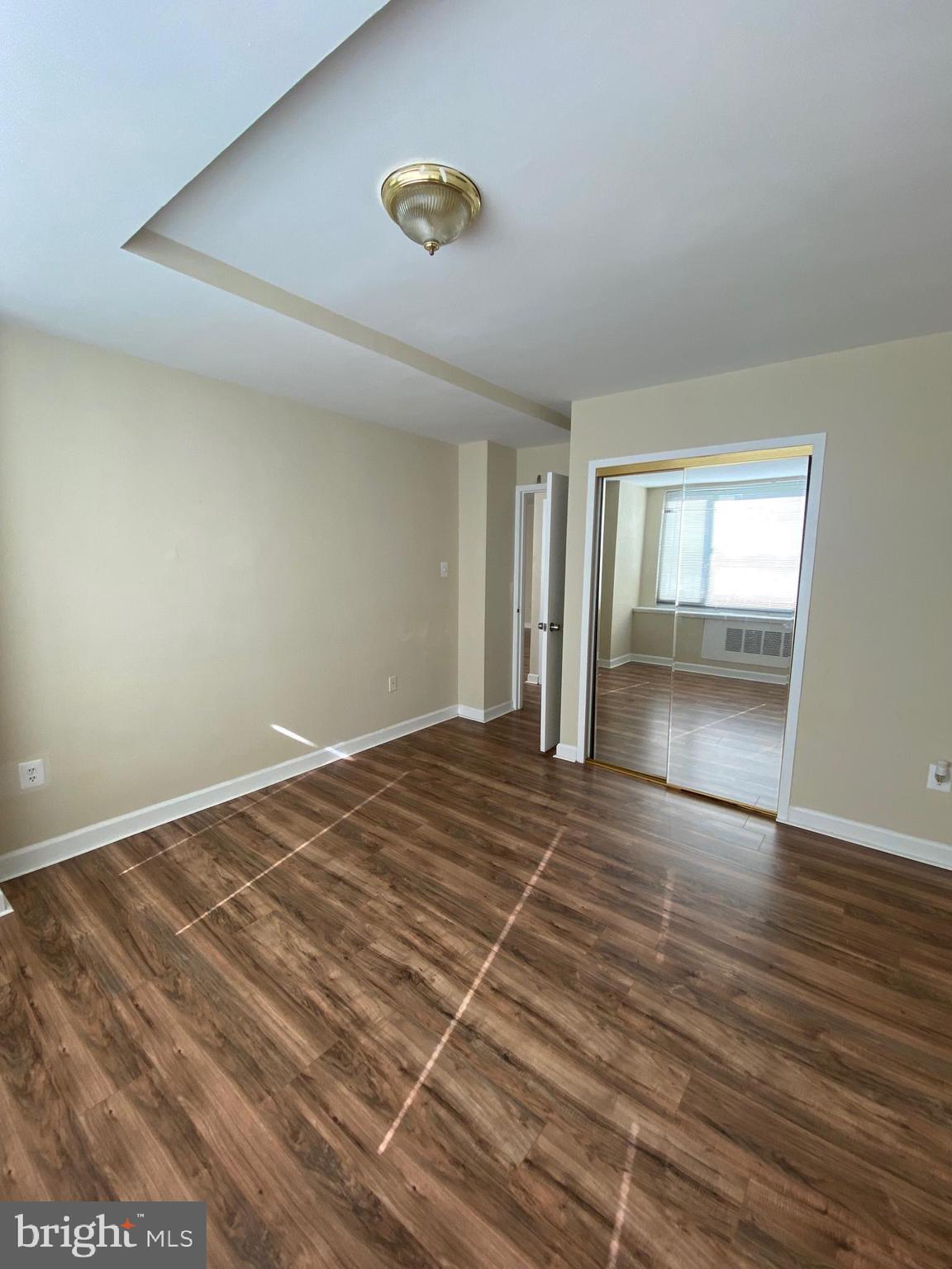 ROSSLYN - Residential