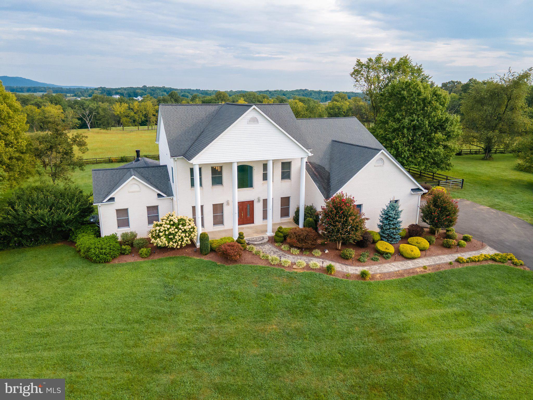 37796 ELIZABETHS FIELD LANE