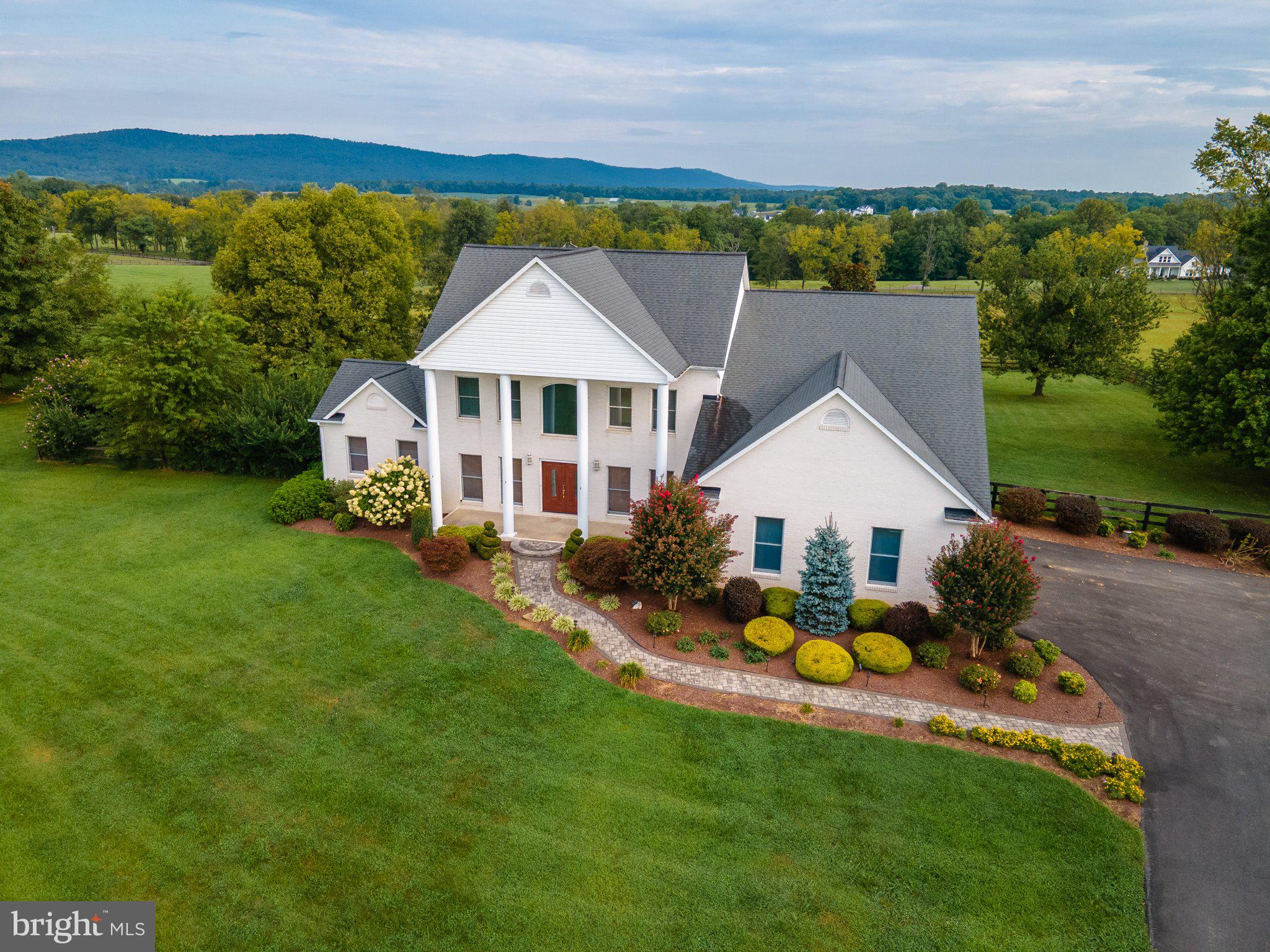 37796 ELIZABETHS FIELD LANE
