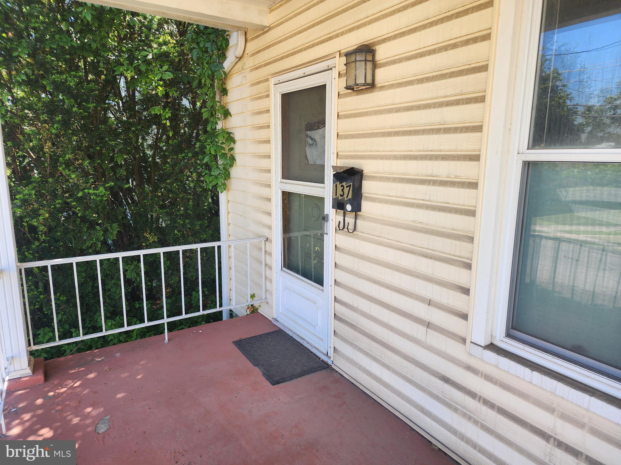 135 CENTER STREET