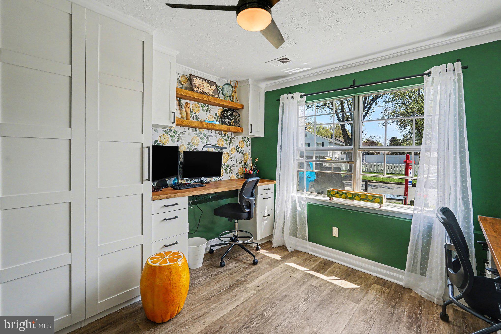 REVELL DOWNS - Residential