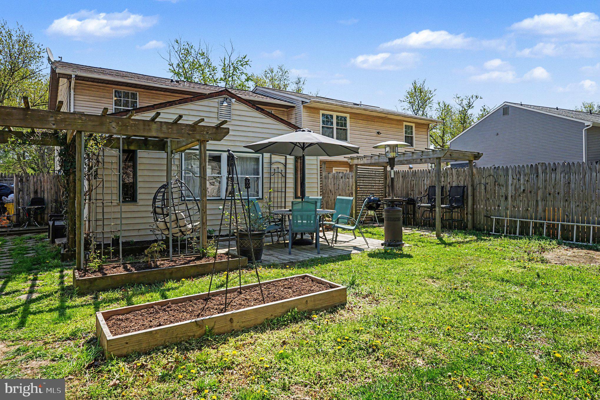 REVELL DOWNS - Residential