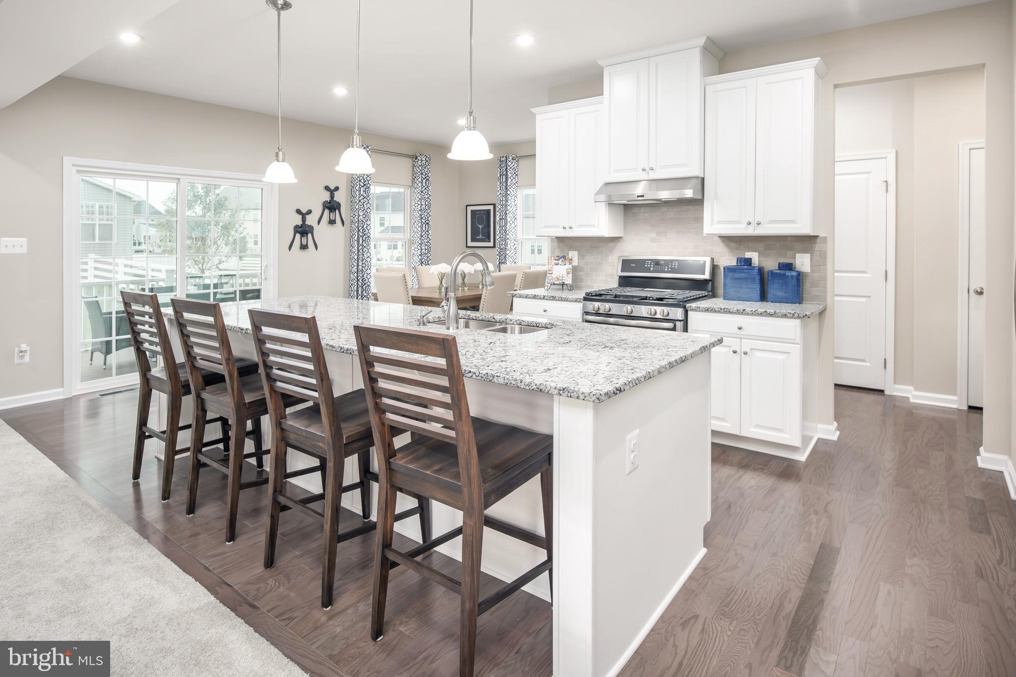 BRENTWOOD - Residential