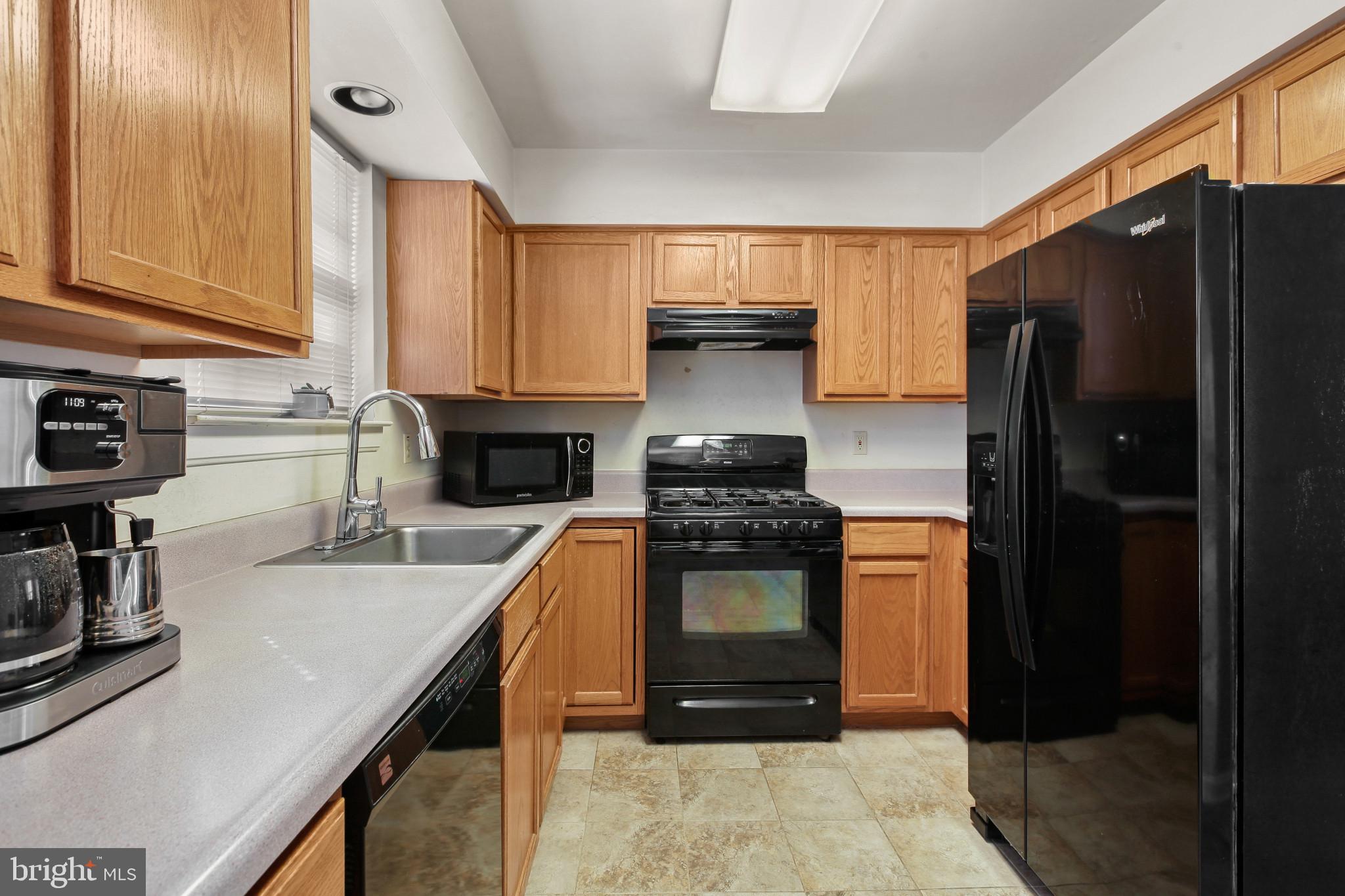 GOLDENWOOD - Residential