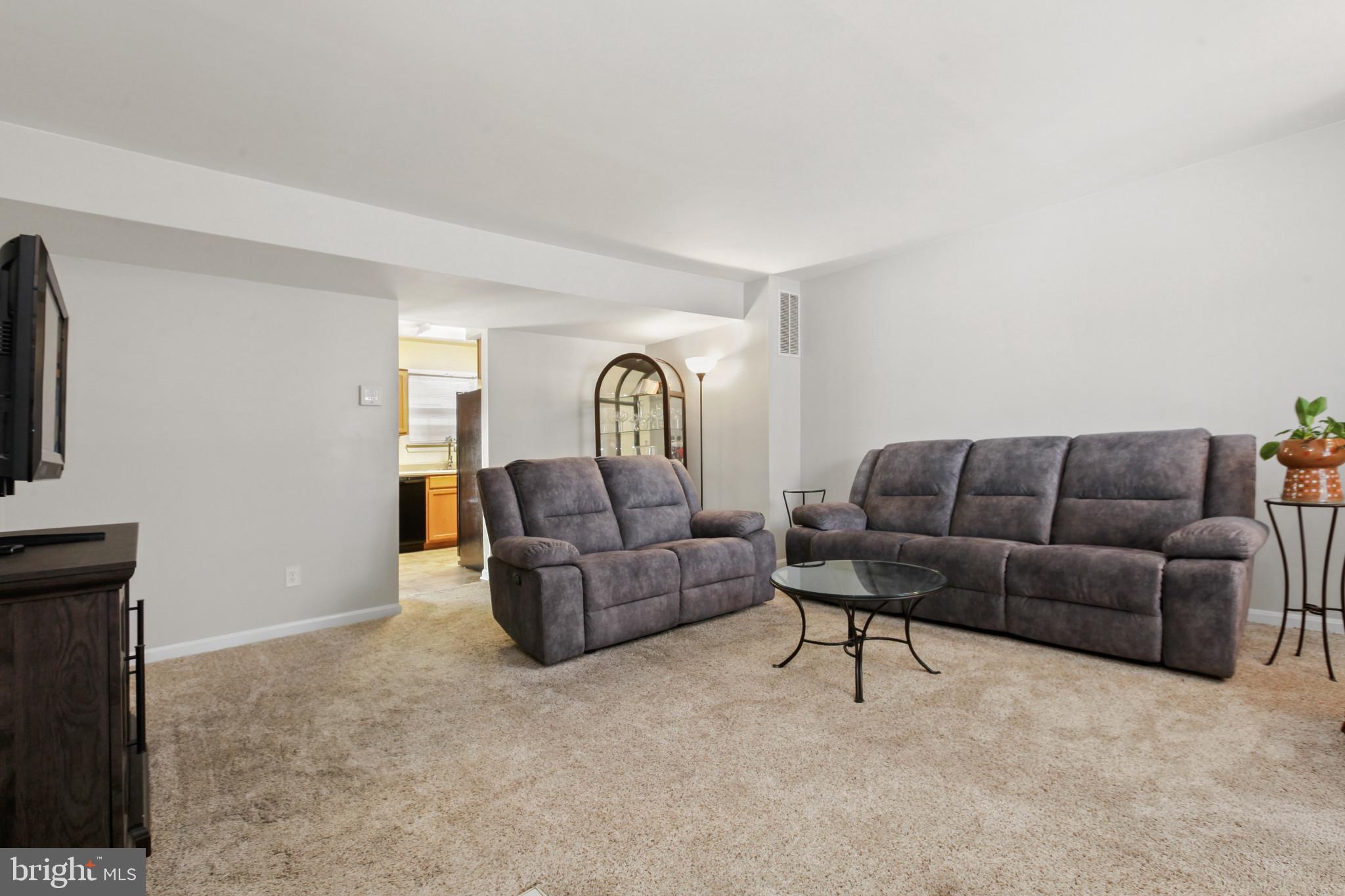 GOLDENWOOD - Residential