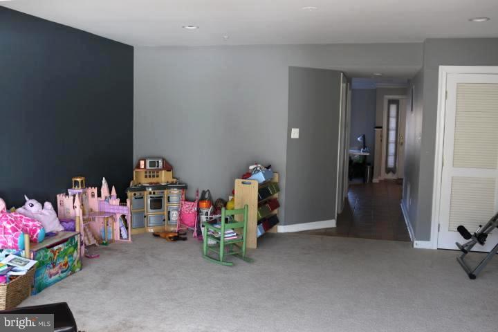 VILLAGES OF URBANA - Residential