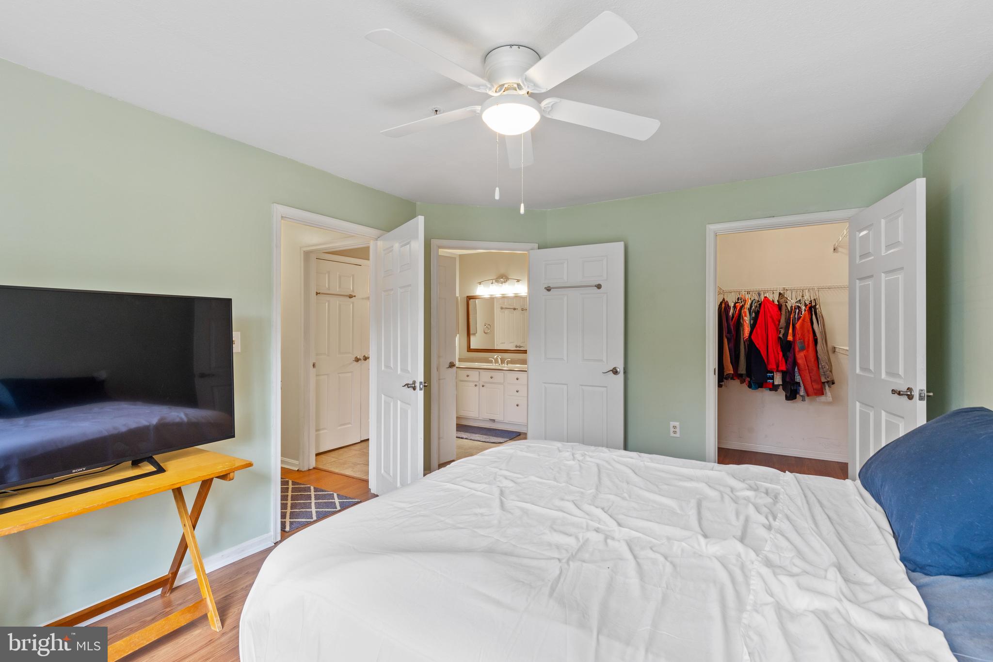 SILVERBROOK - Residential