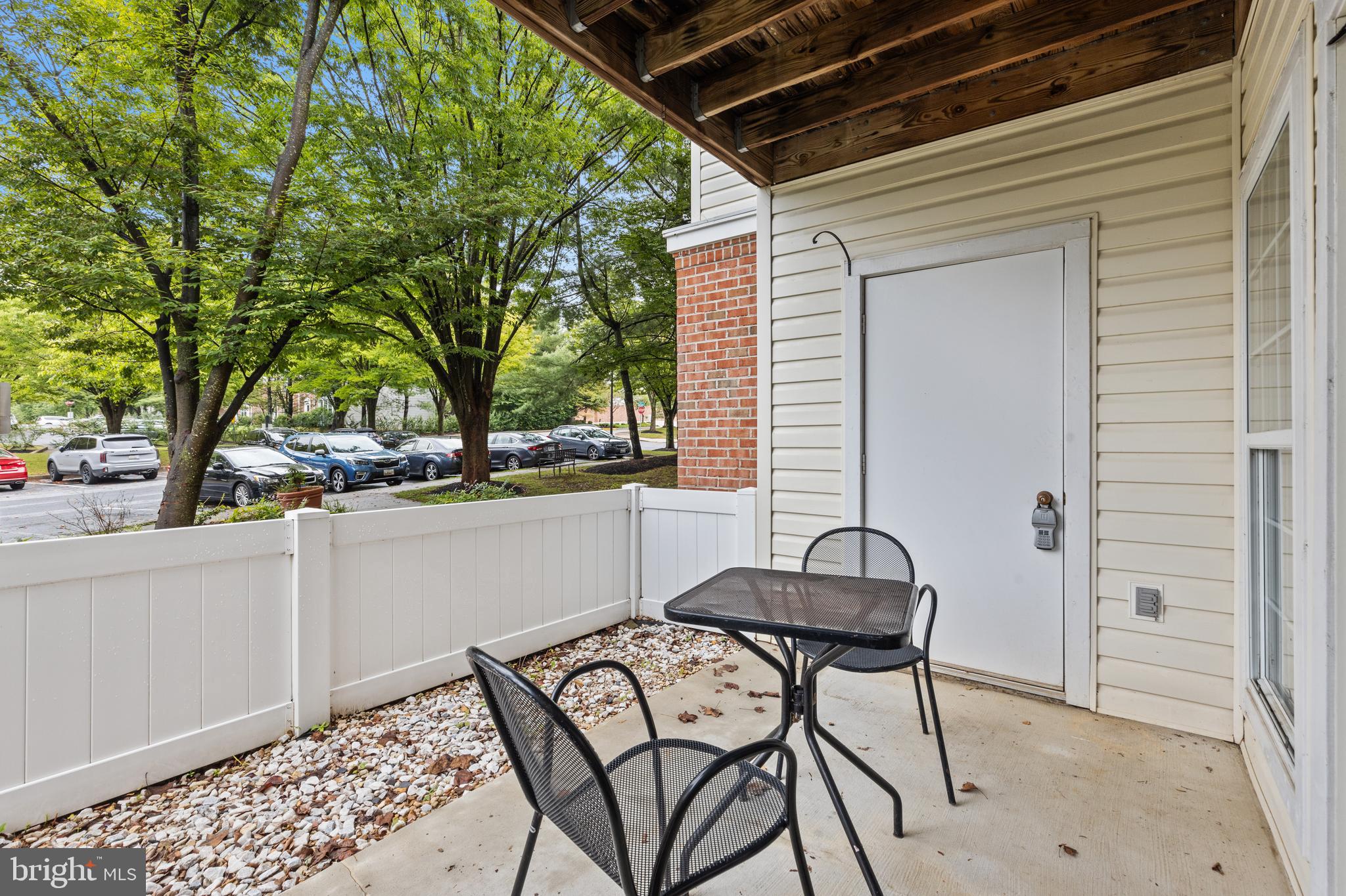 SILVERBROOK - Residential