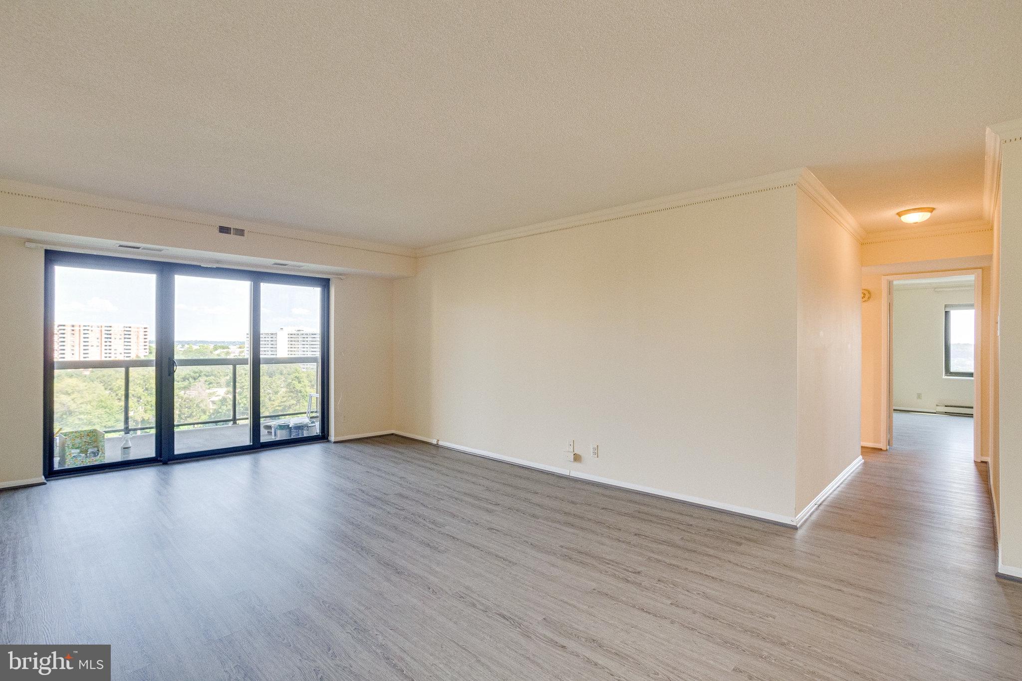 WATERGATE AT LANDMARK - Residential