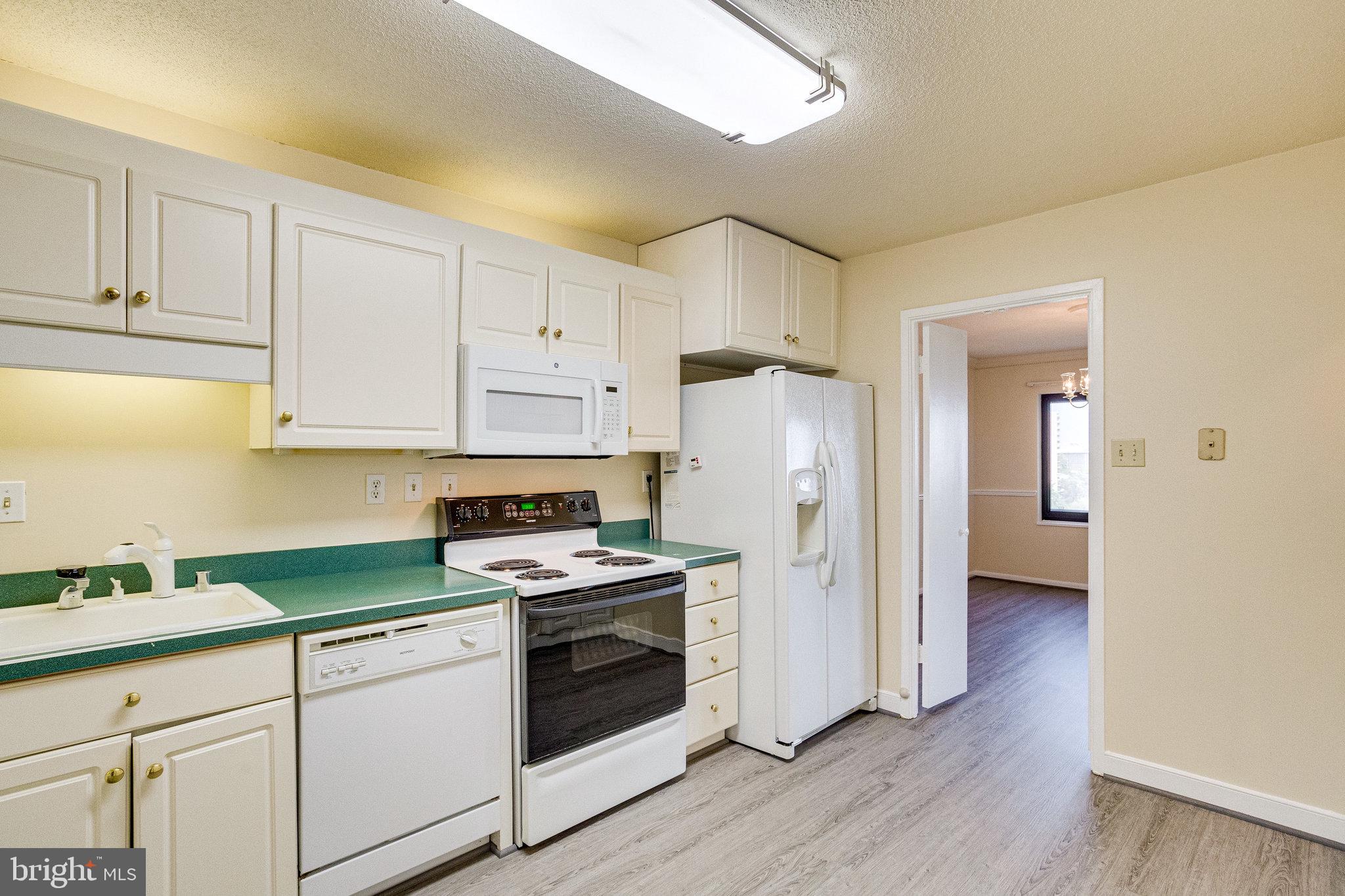 WATERGATE AT LANDMARK - Residential