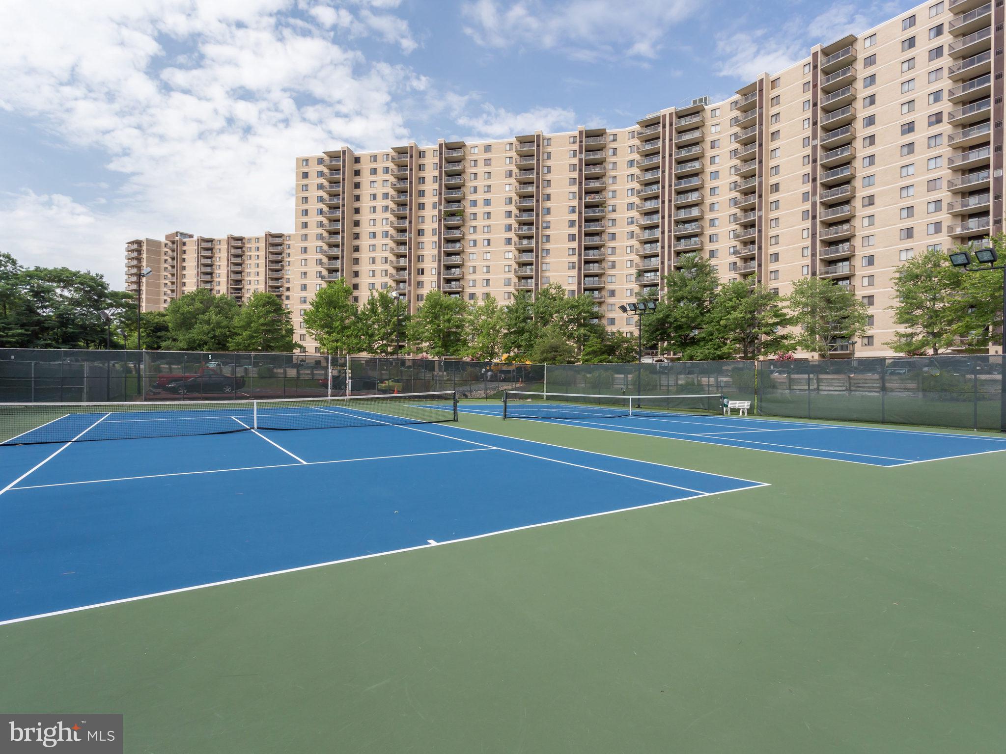 WATERGATE AT LANDMARK - Residential