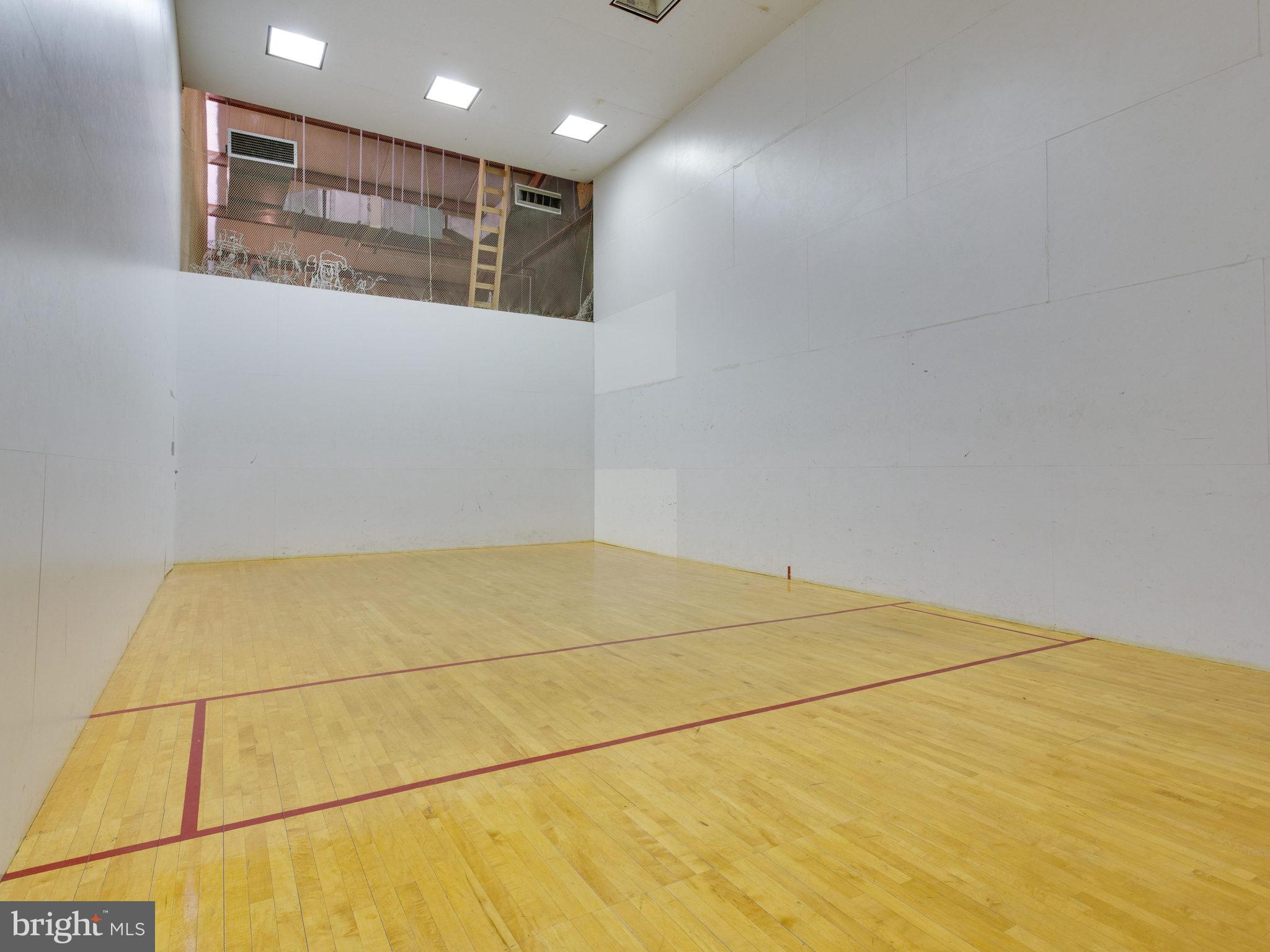 WATERGATE AT LANDMARK - Residential