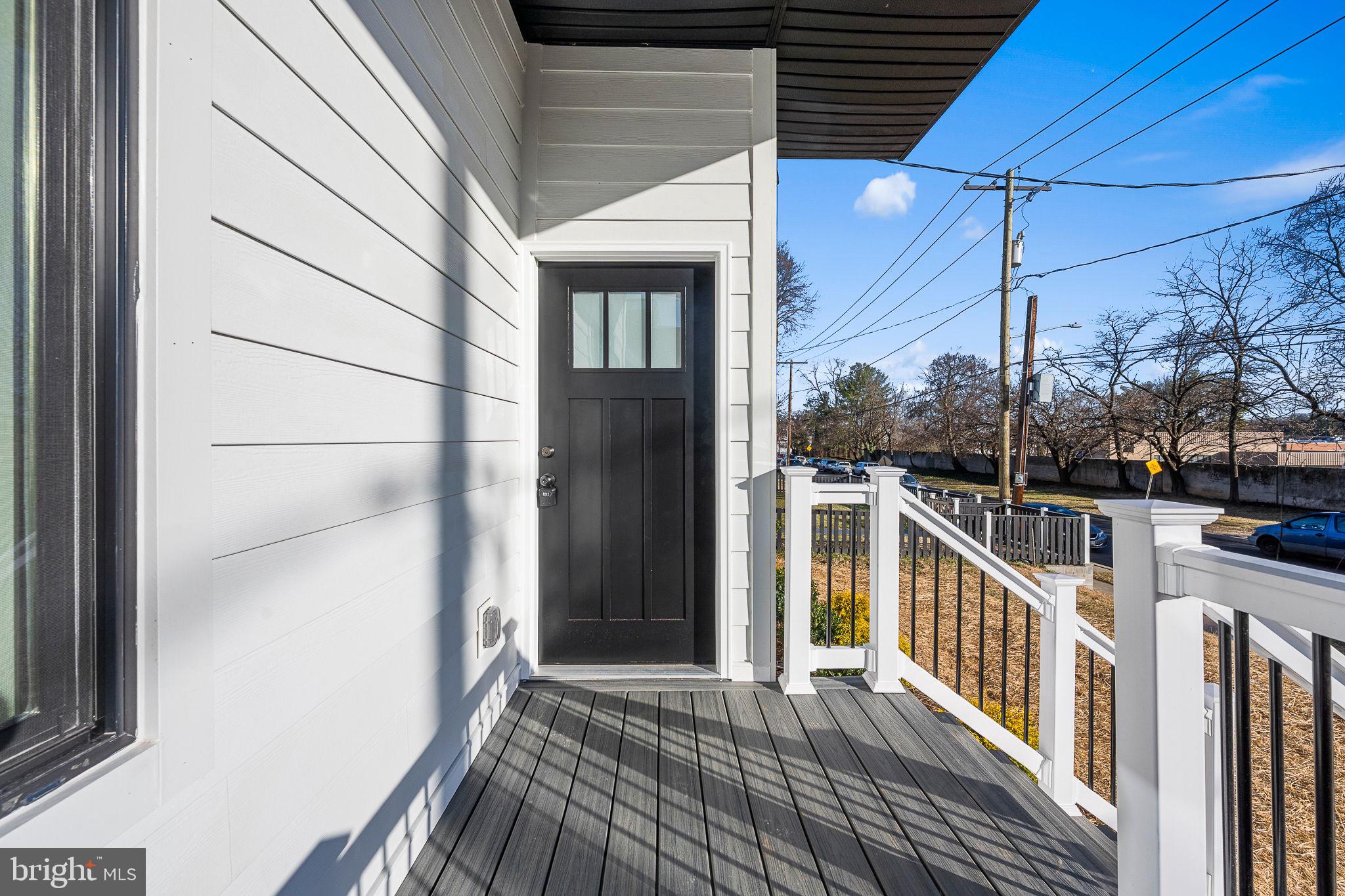 3108 ADAMS STREET NE