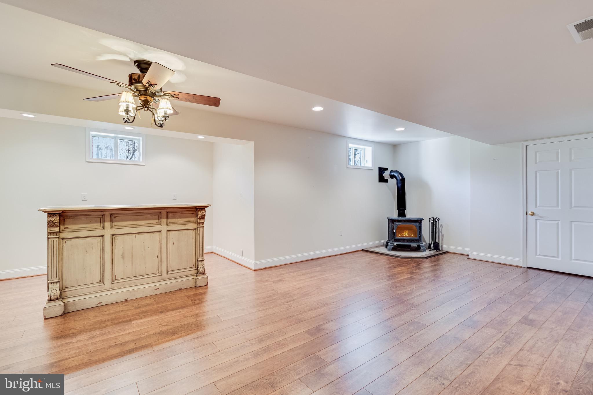 SUNDERLEIGH - Residential