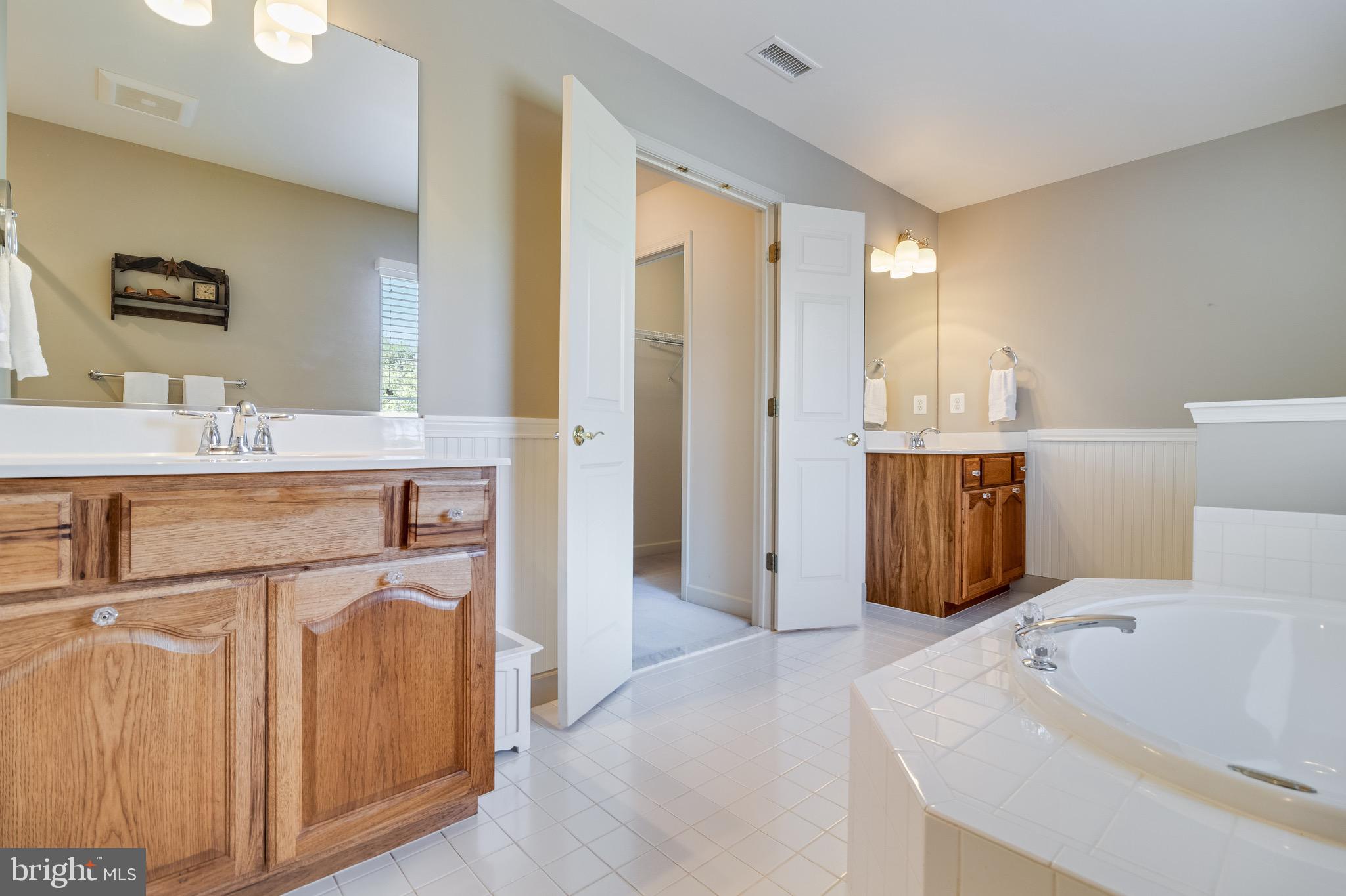 SUNDERLEIGH - Residential