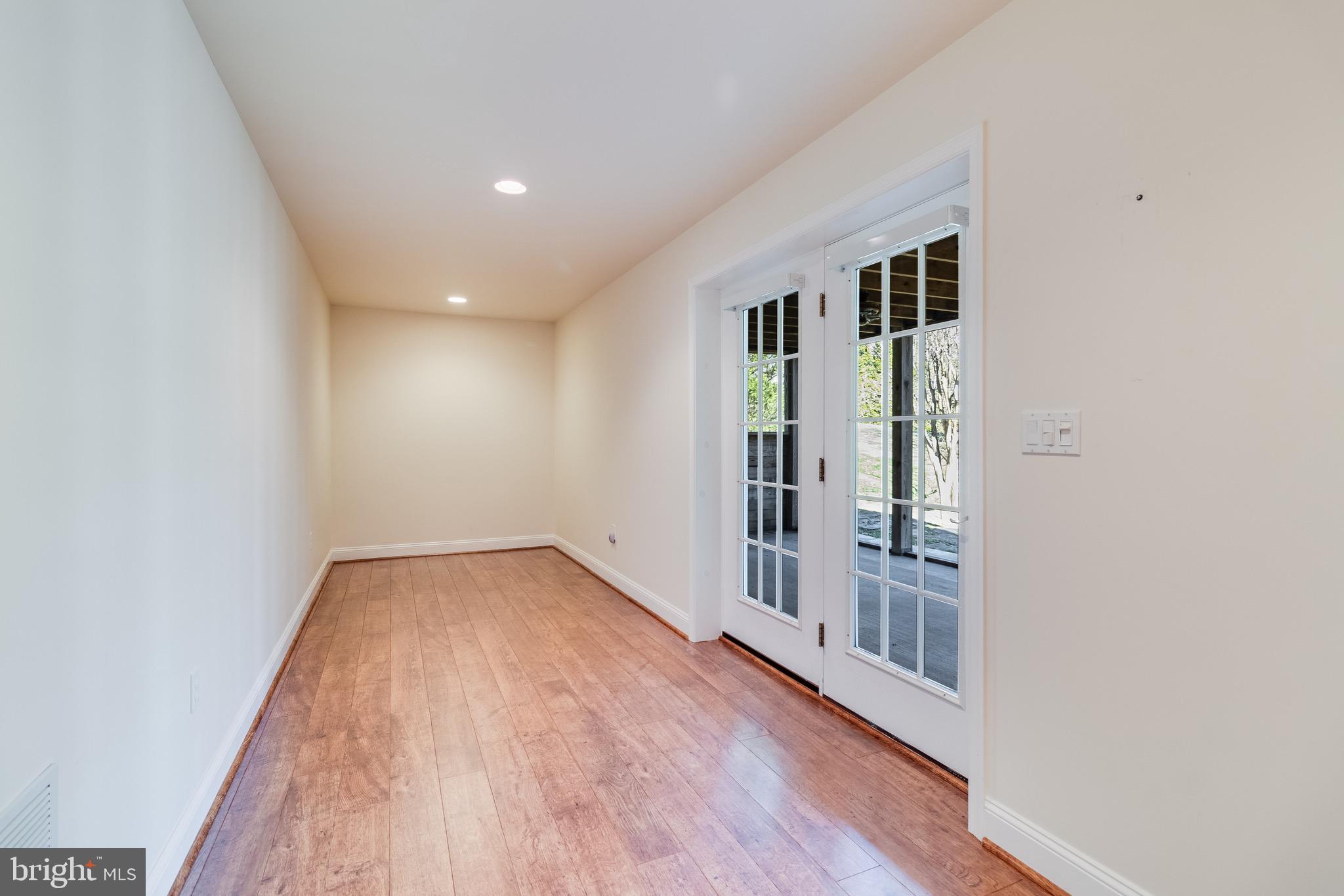 SUNDERLEIGH - Residential