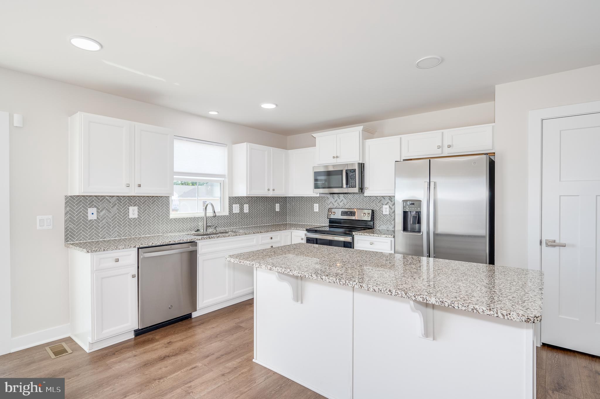 CARDINAL POINTE - Residential Lease