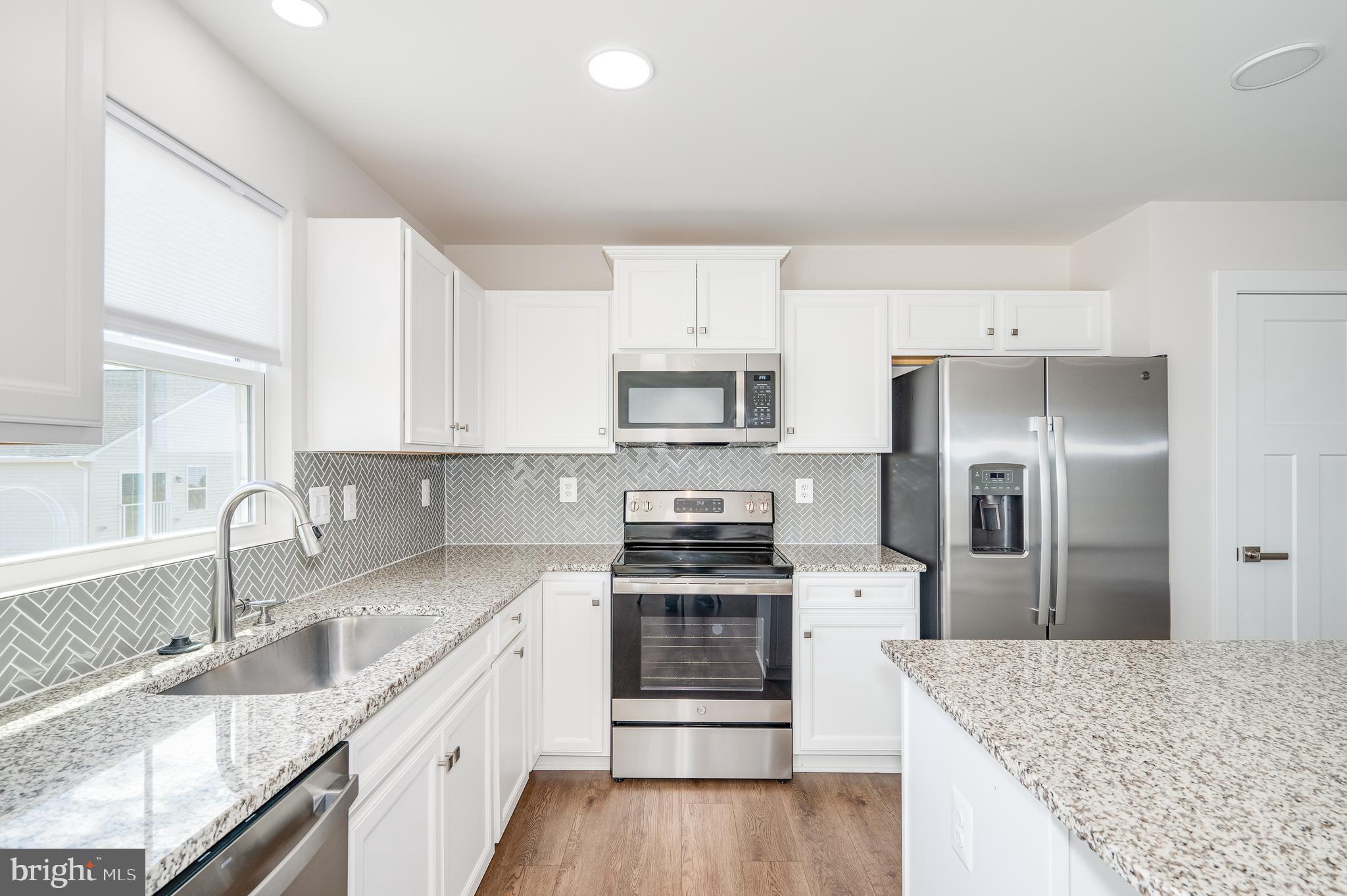 CARDINAL POINTE - Residential Lease