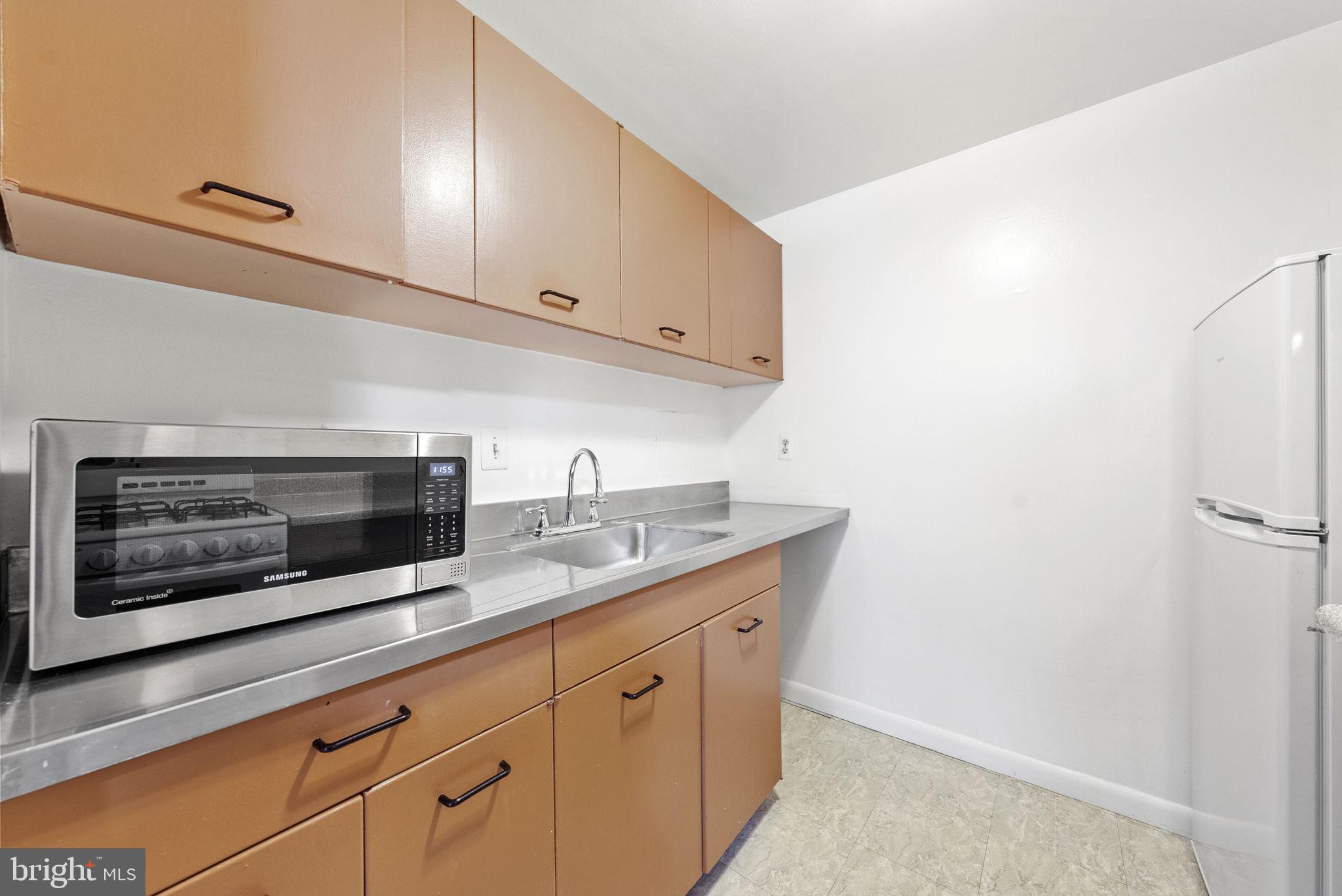 FORTY SIX HUNDRED - Residential